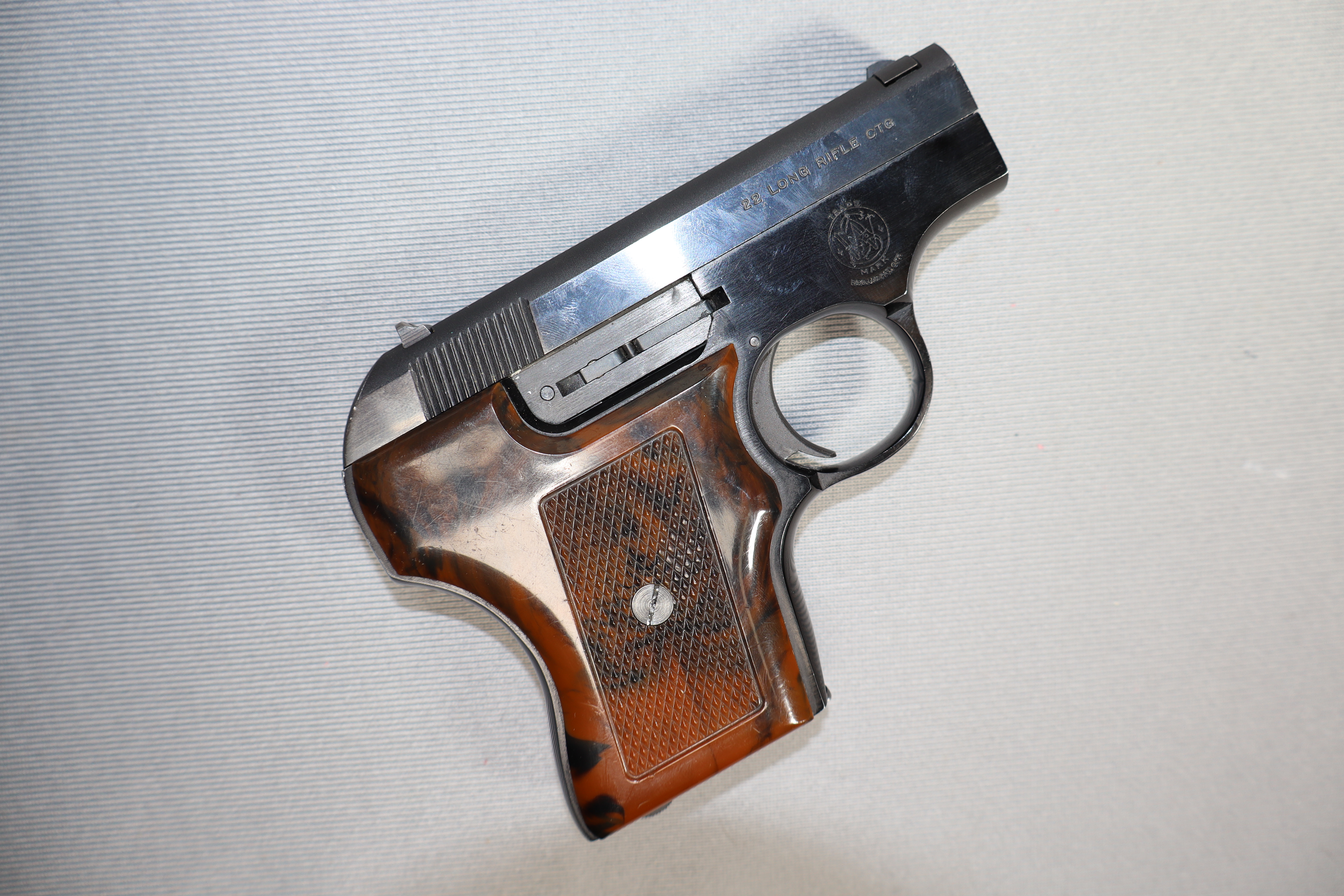 Image of Smith & Wesson ~ 61-3 ~ .22 LR