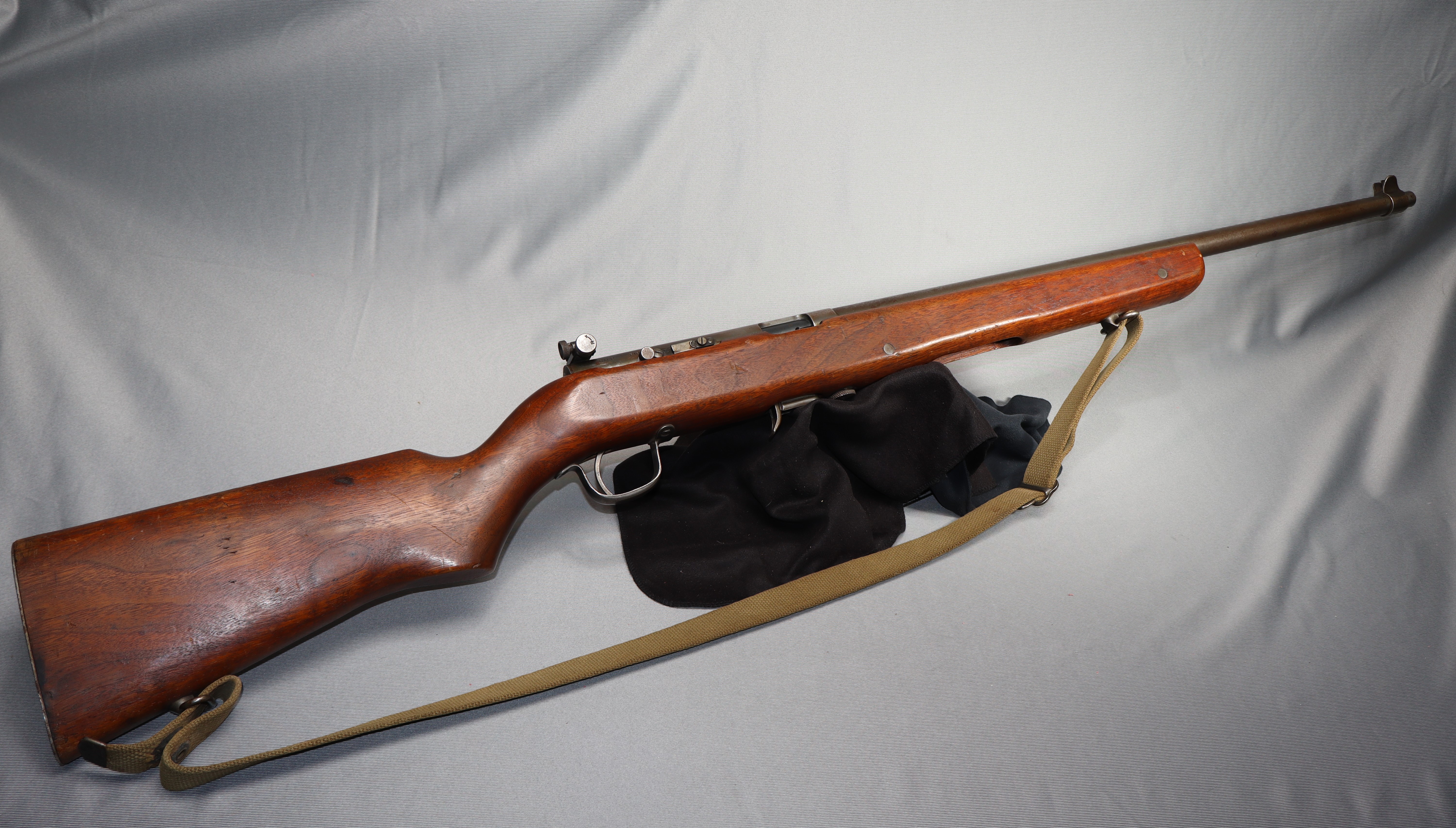 Image of Harrington & Richardson ~ 65 ~ .22 LR