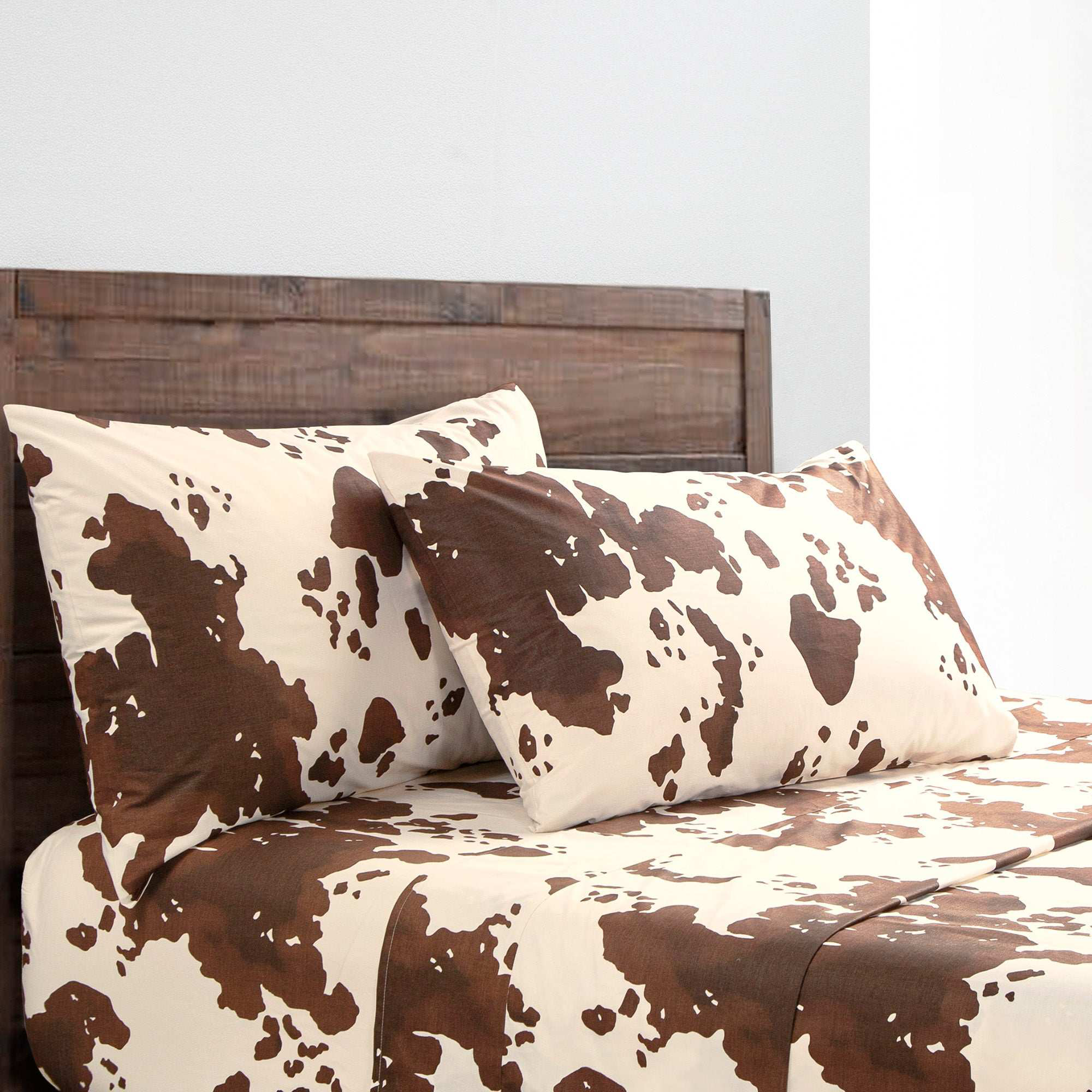 Image of HiEnd Accents Elsa Cowhide Sheet Set - Queen