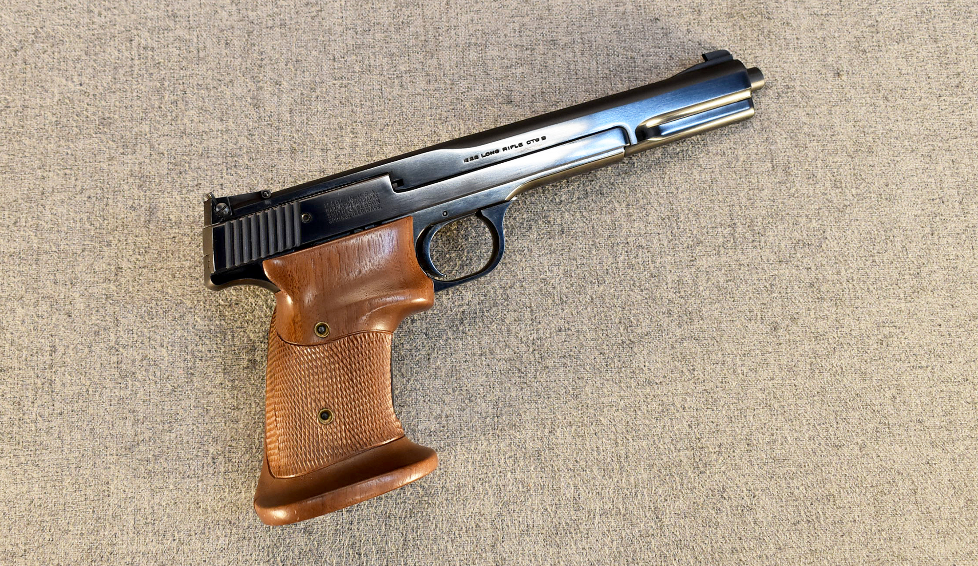 Image of Smith & Wesson ~ Model 41 ~ .22 LR