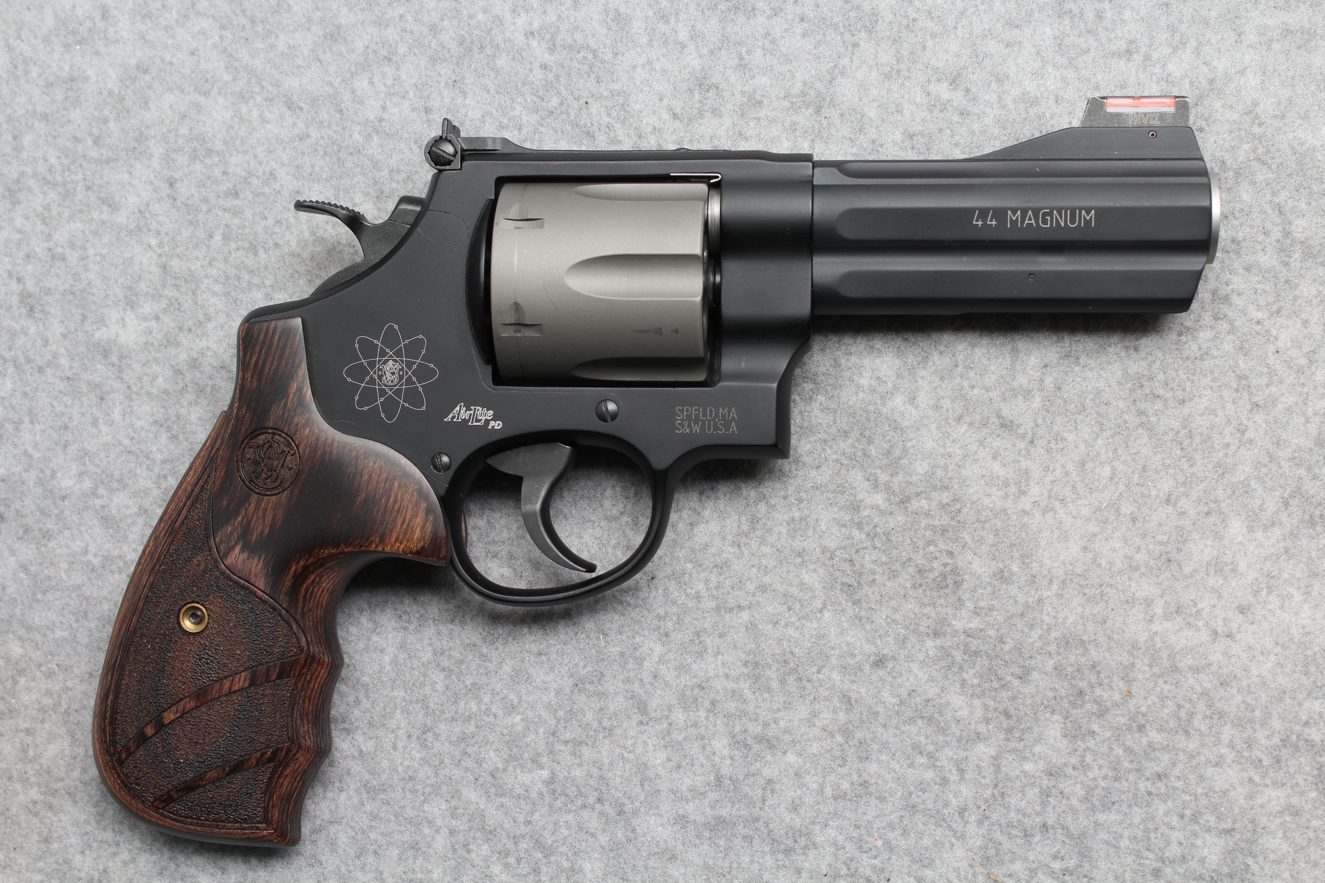 Image of Smith & Wesson ~ 329PD ~ .44 Magnum