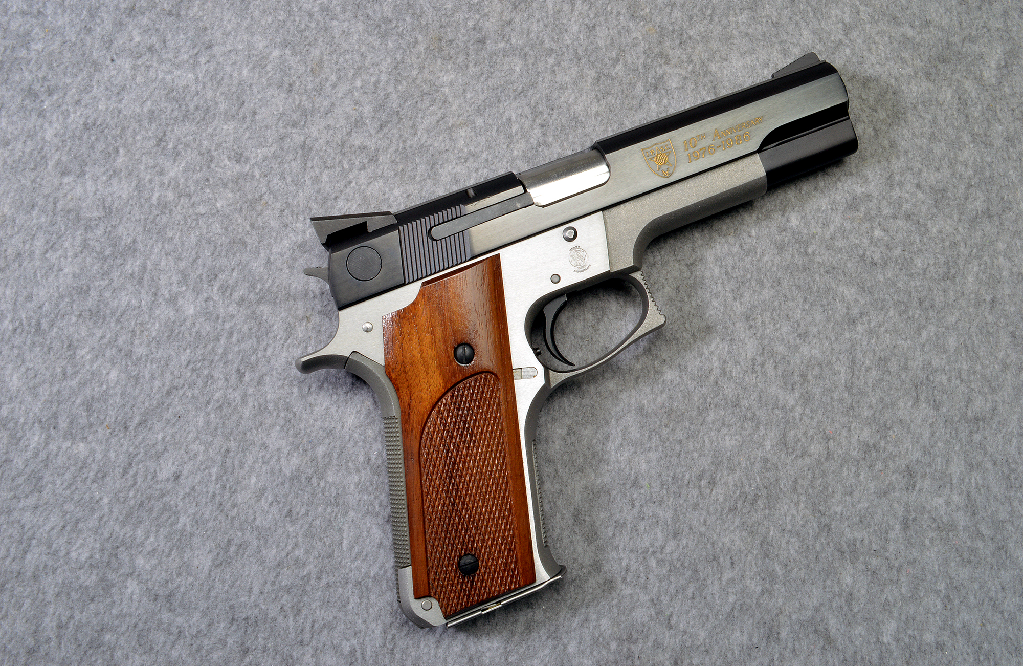 Image of Smith & Wesson ~ 745 ~ .45 Auto