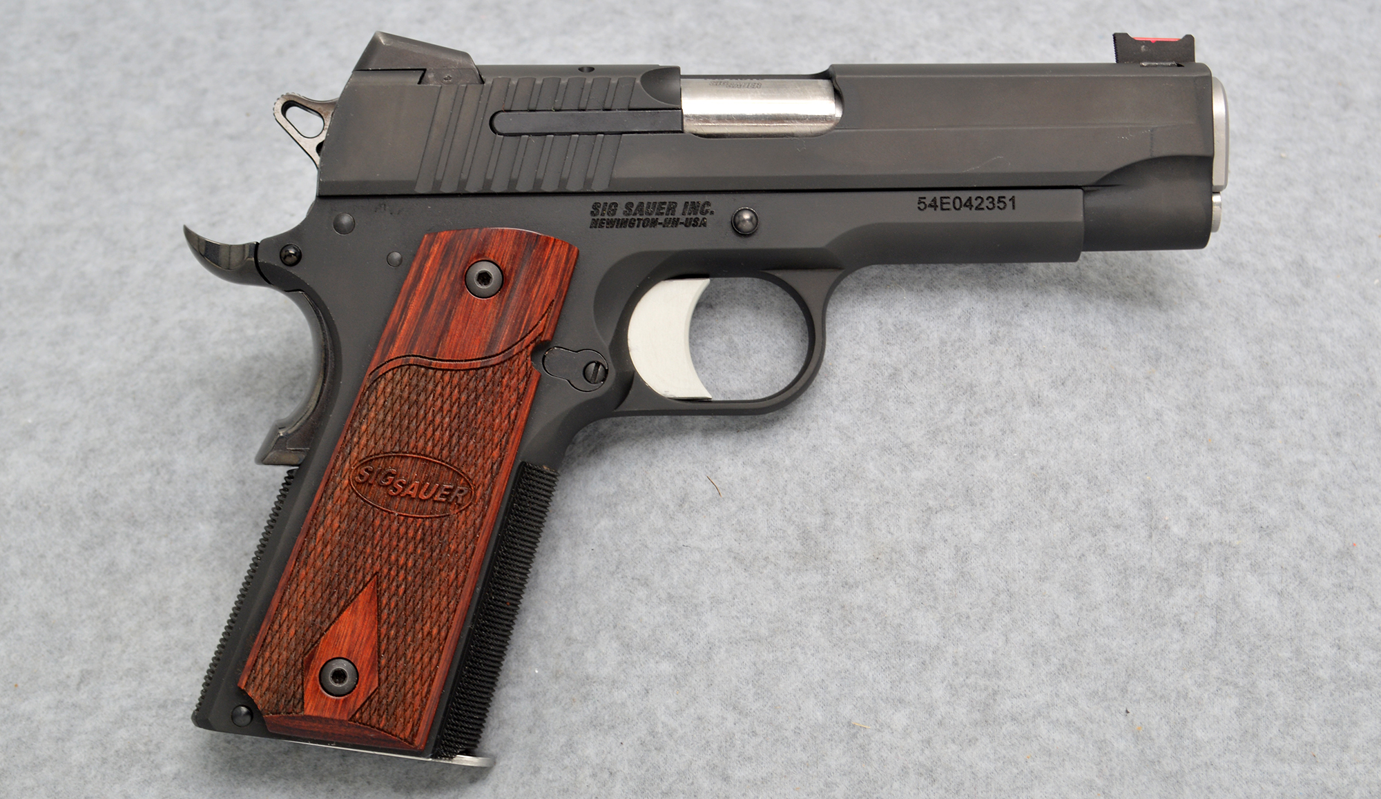 SIG SAUER ~ 1911 ~ .45 Auto - Bass Pro Shops