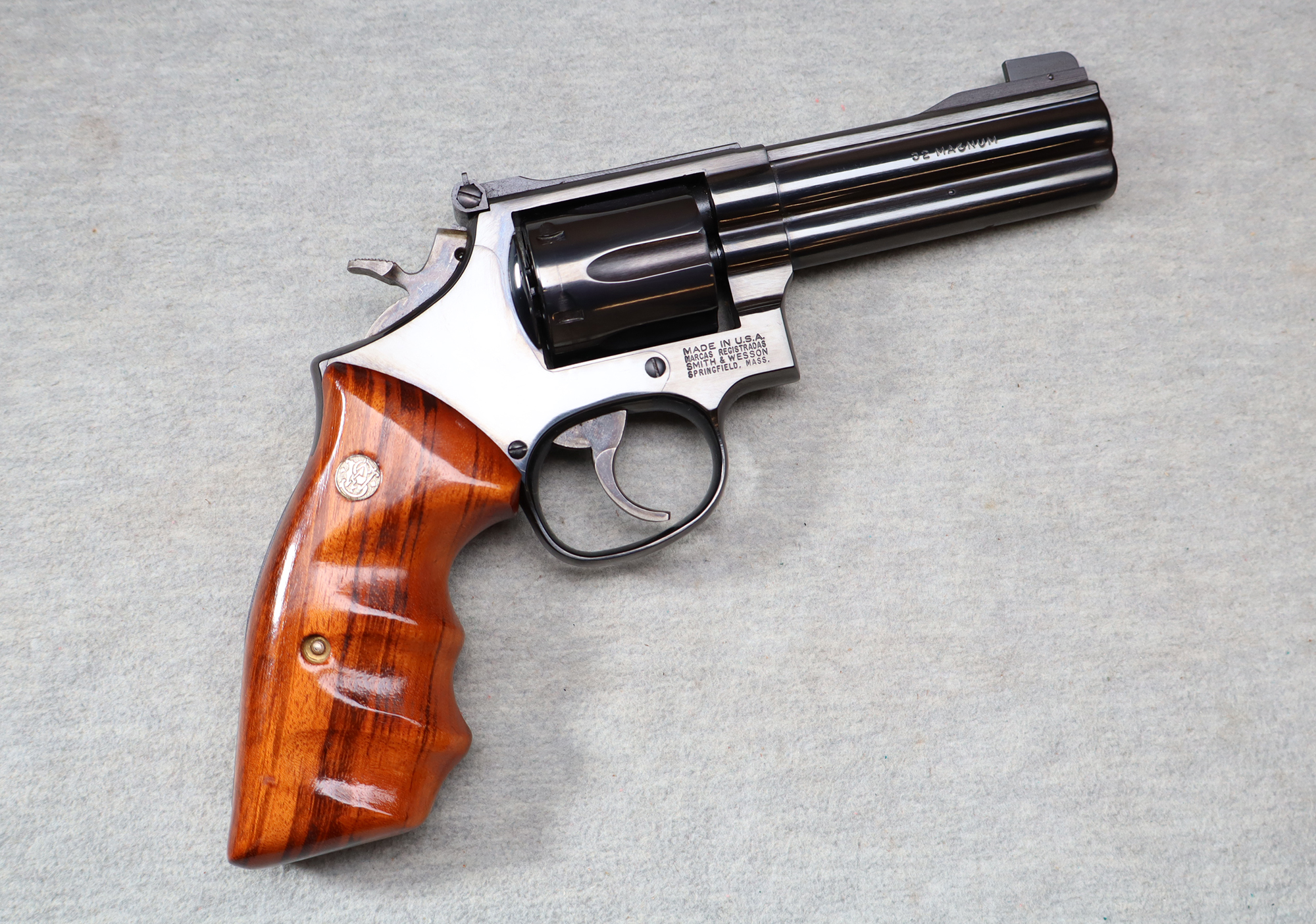 Image of Smith & Wesson ~ Model 16-4 ~ .32 MAG