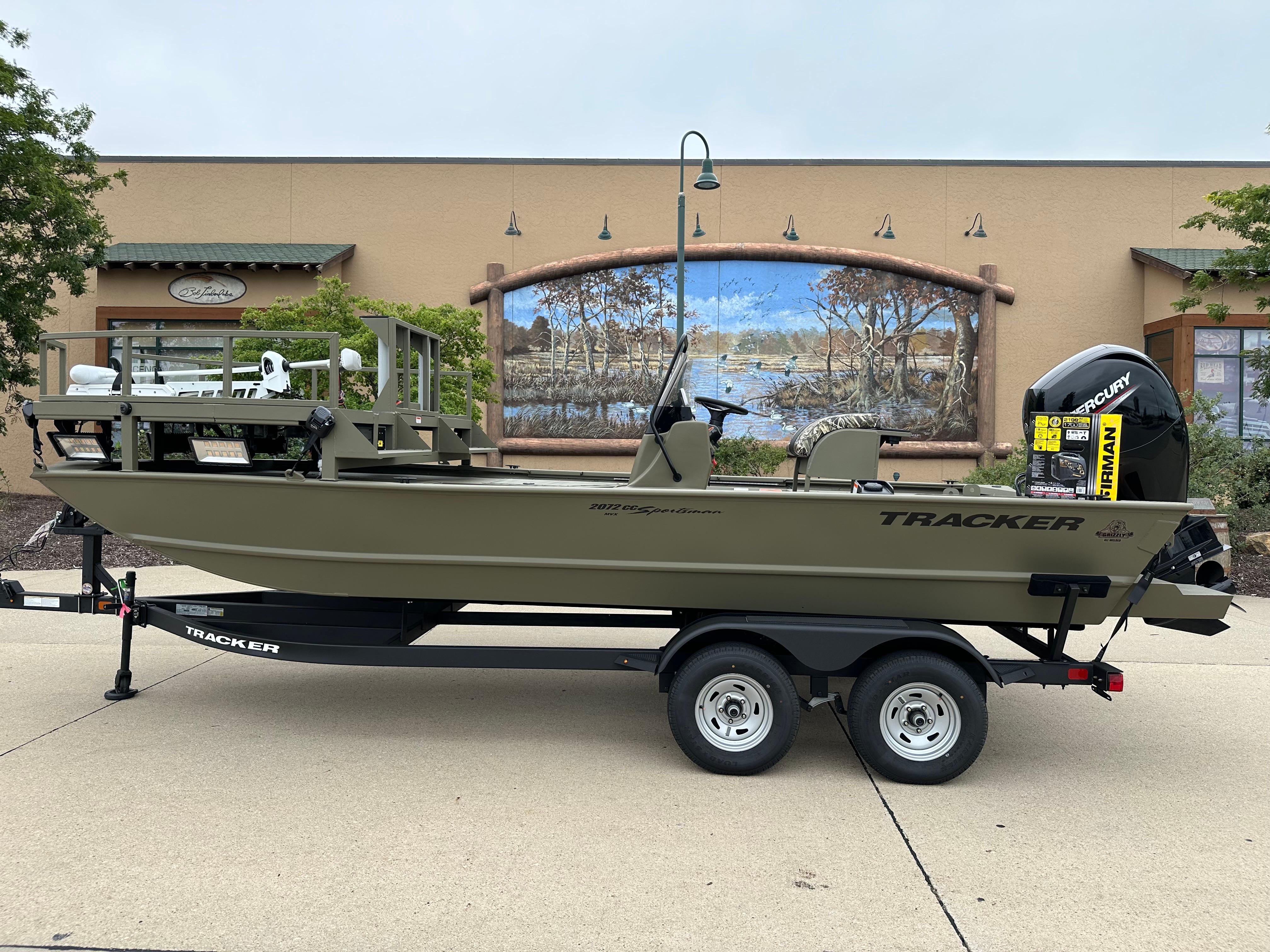 2025 TRACKER GRIZZLY 2072 CC SPORTSMAN