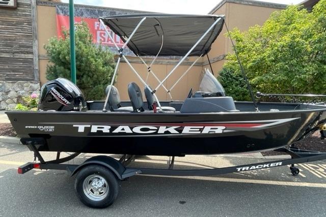Image of 2025 TRACKER PRO GUIDE V-16 SC