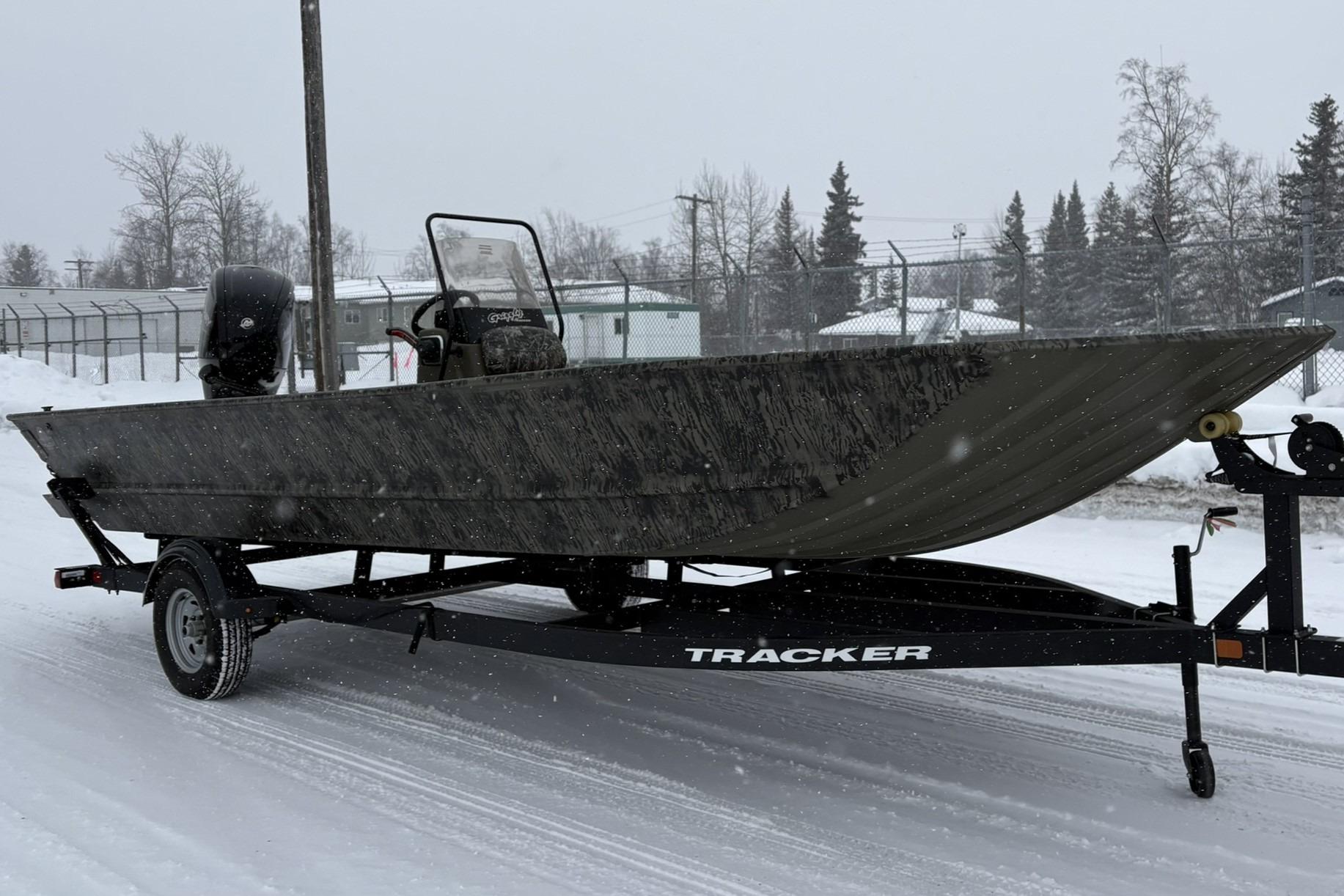 Image of 2025 TRACKER GRIZZLY 2072 CC