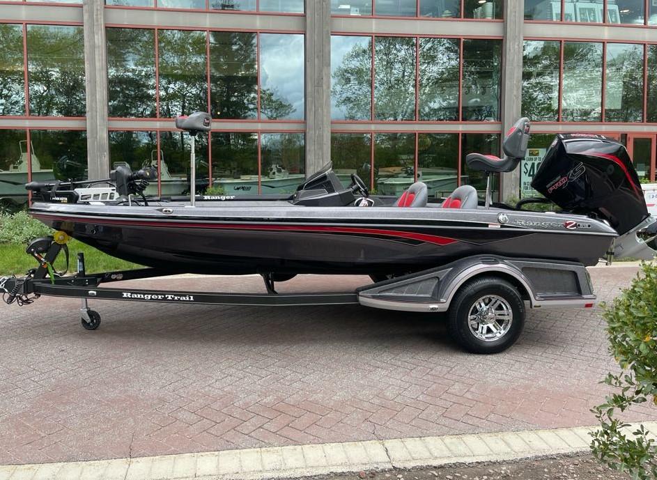Image of 2025 RANGER Z518