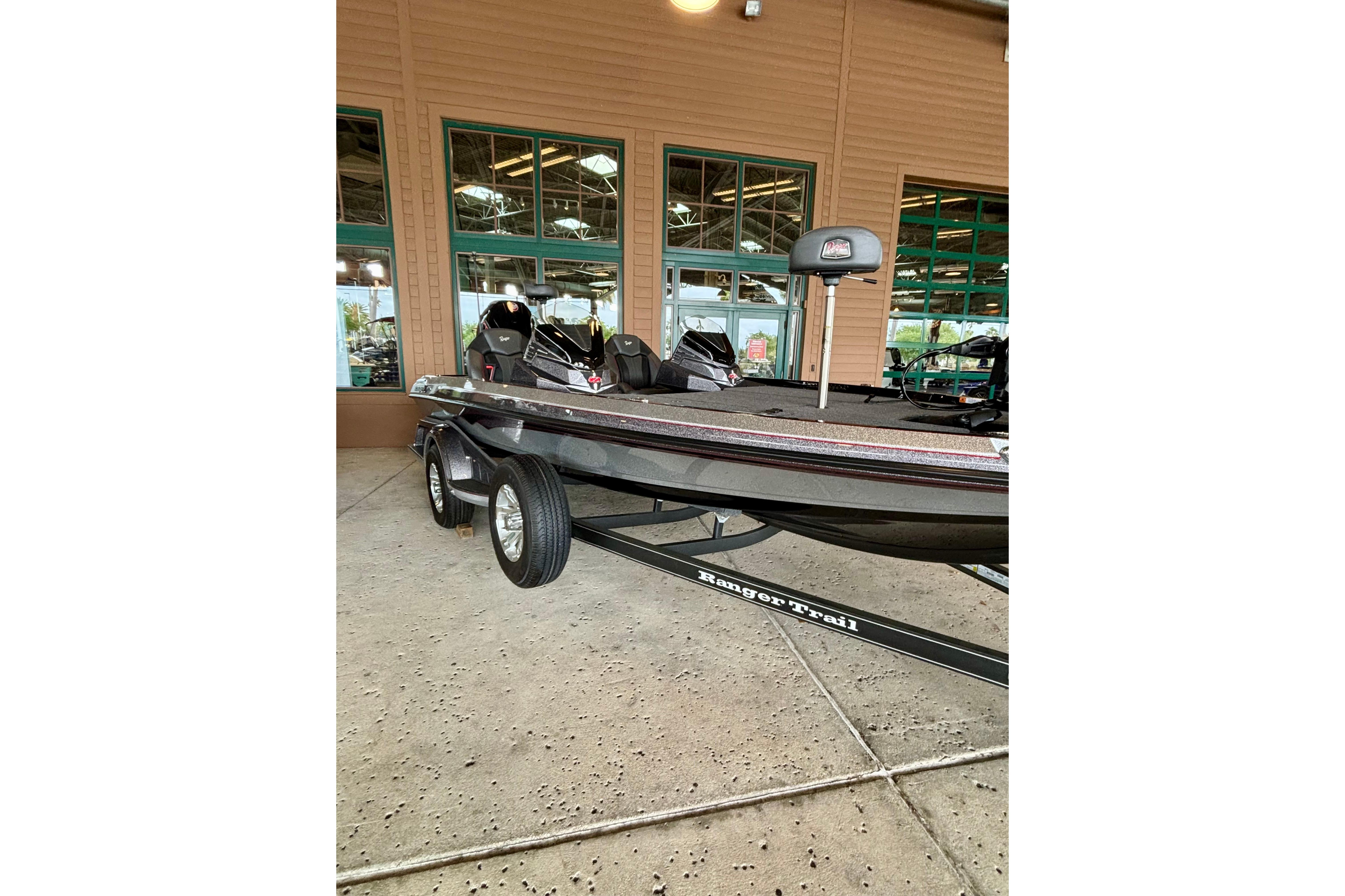 Image of 2025 RANGER Z519R