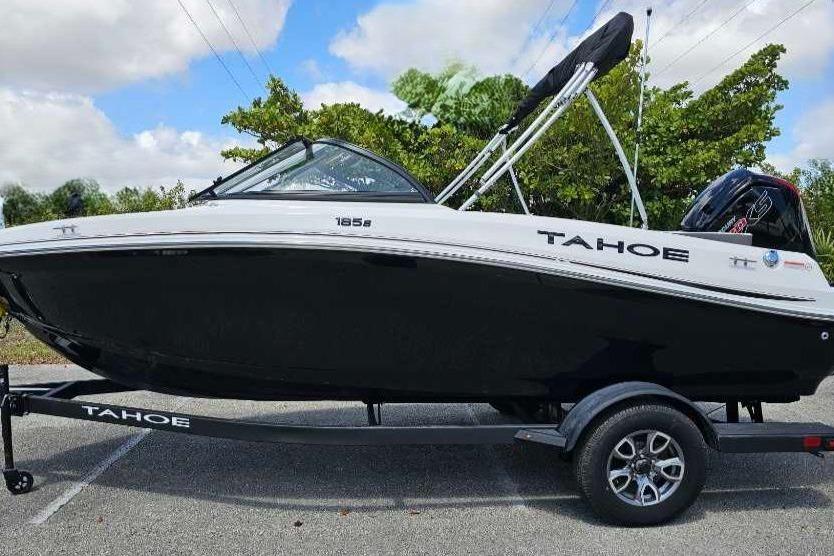Image of 2025 TAHOE 185 S