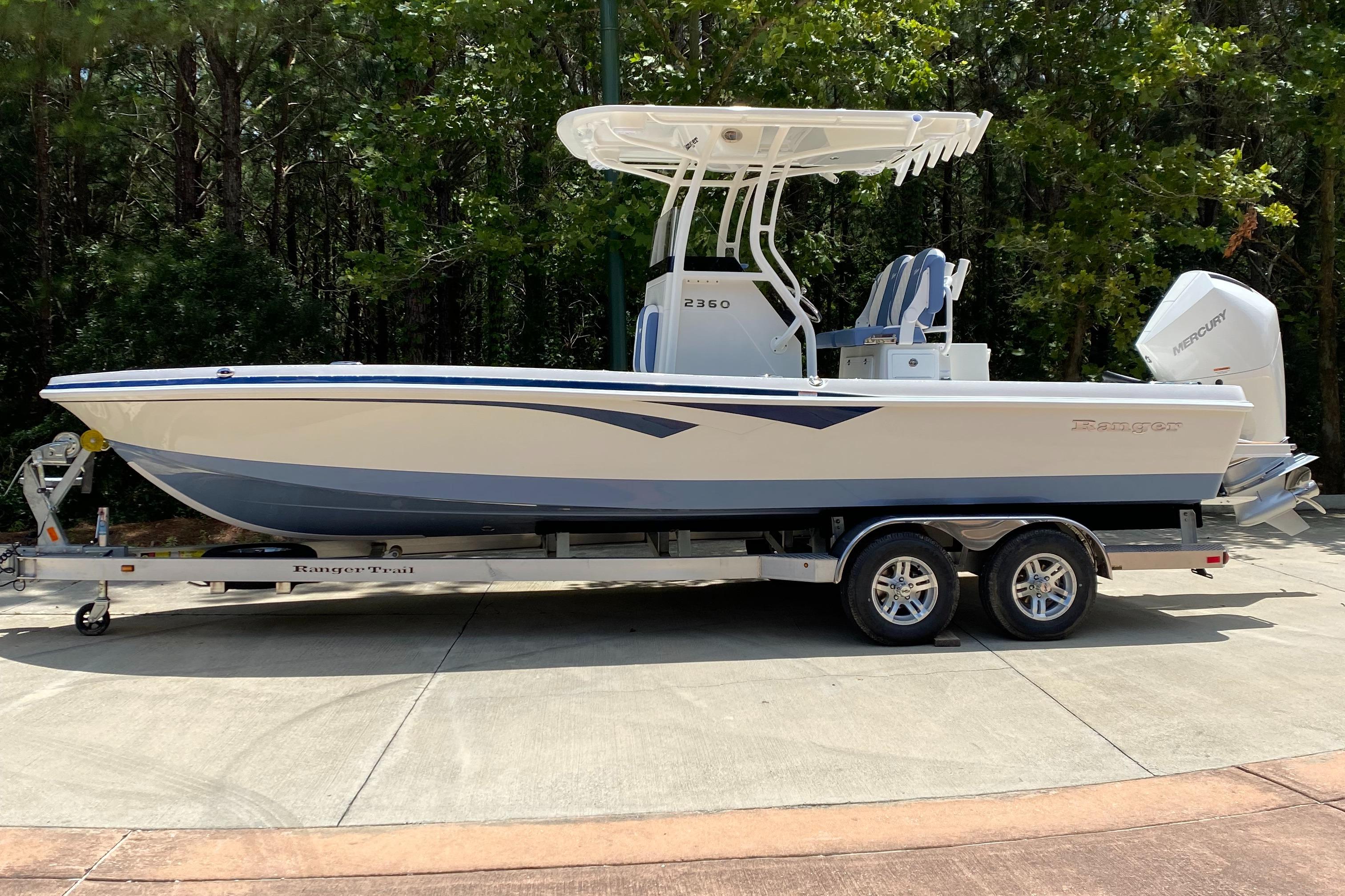 Image of 2025 RANGER 2360 Bay