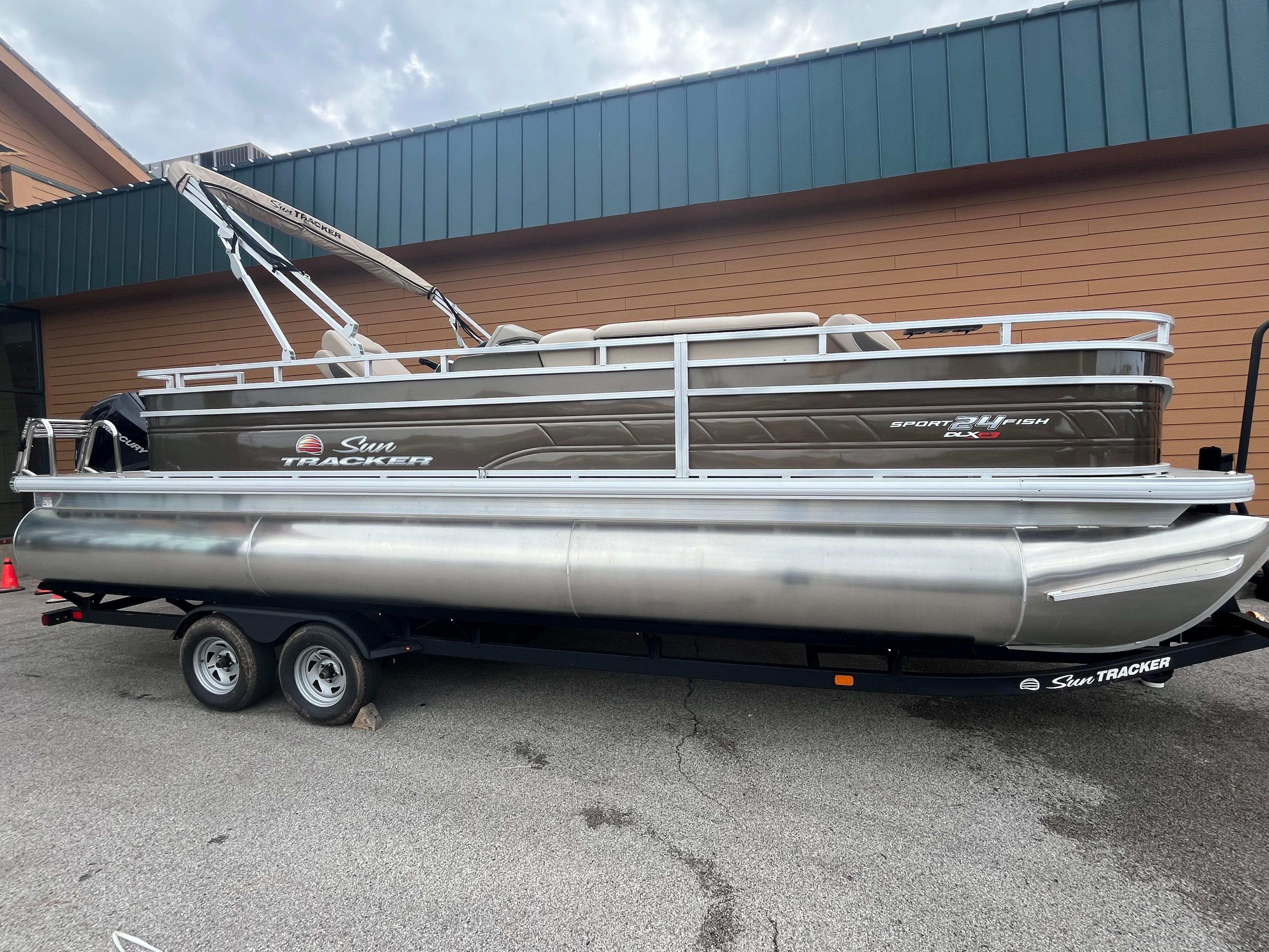 Image of 2025 SUN TRACKER SPORTFISH 24 XP3