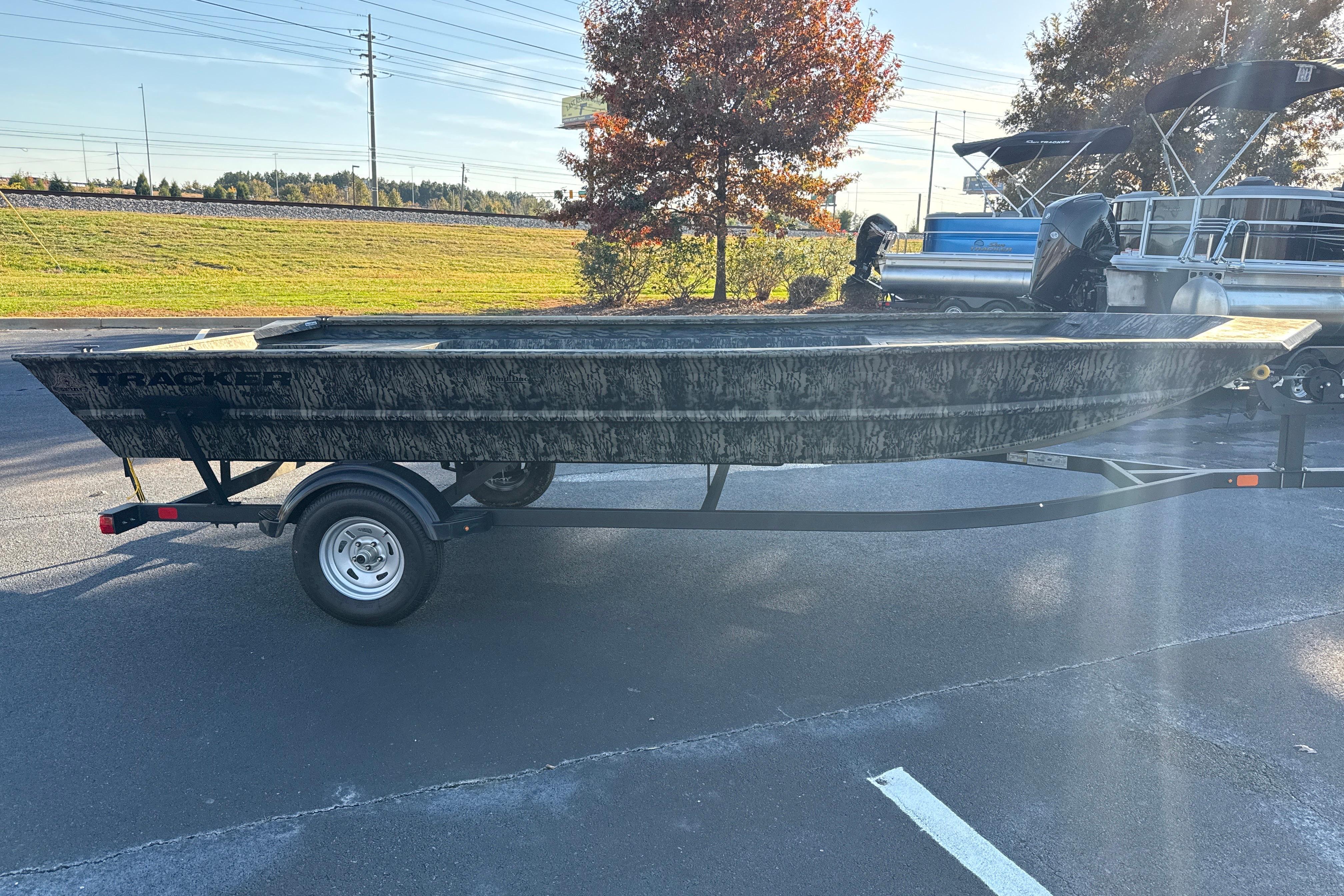 Image of 2025 TRACKER GRIZZLY 1860 UTILITY