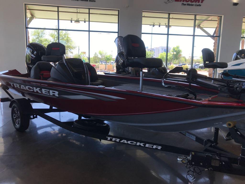 Image of 2025 TRACKER PRO TEAM 175