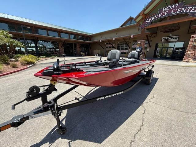 Image of 2025 TRACKER PANFISH 17