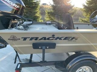 Image of 2024 TRACKER GRIZZLY 1754 SC