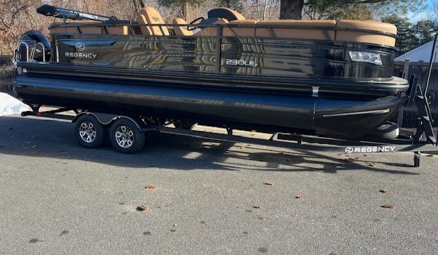 Image of 2024 REGENCY 230 LE3