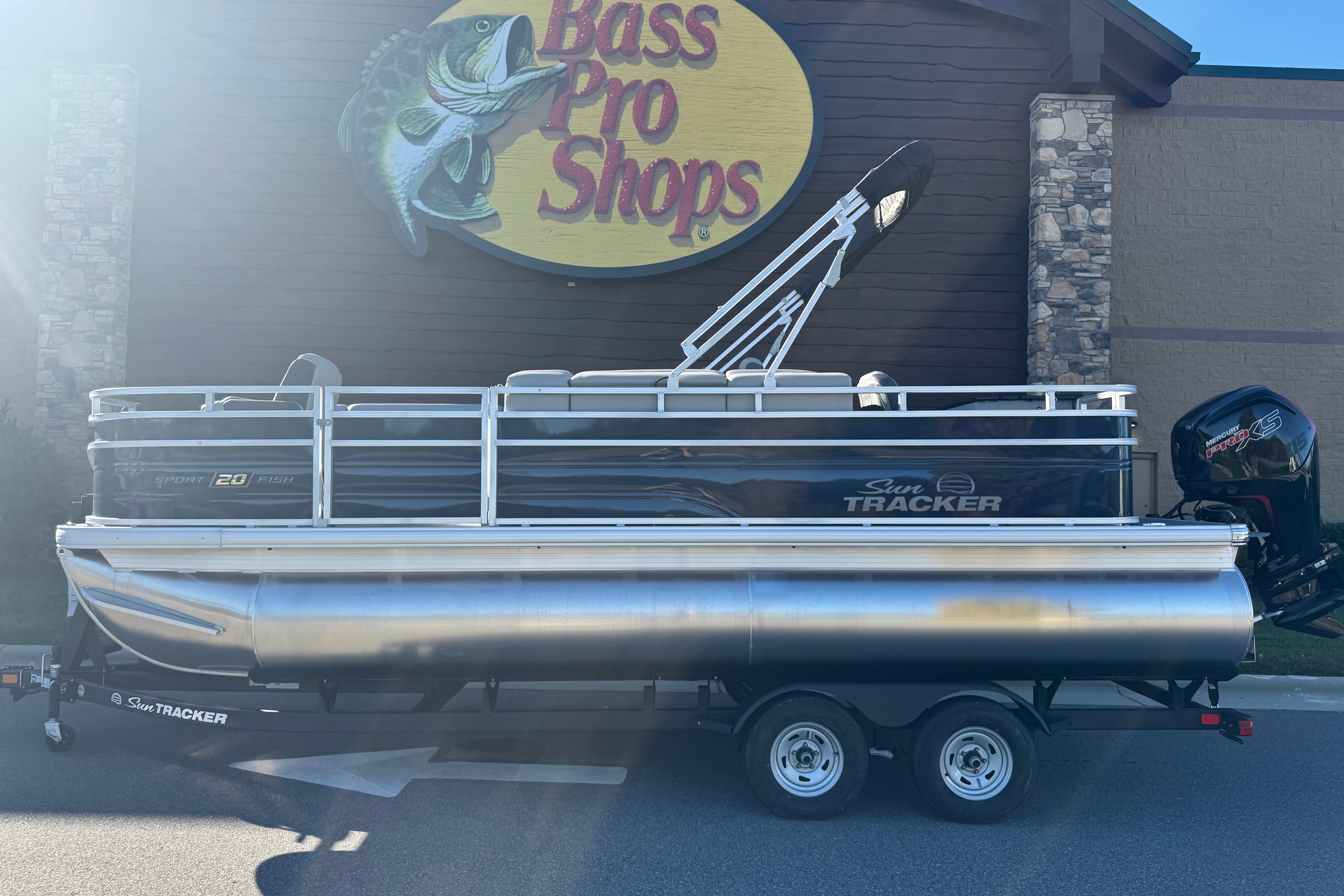 Image of 2026 SUN TRACKER SPORTFISH 20 DLX