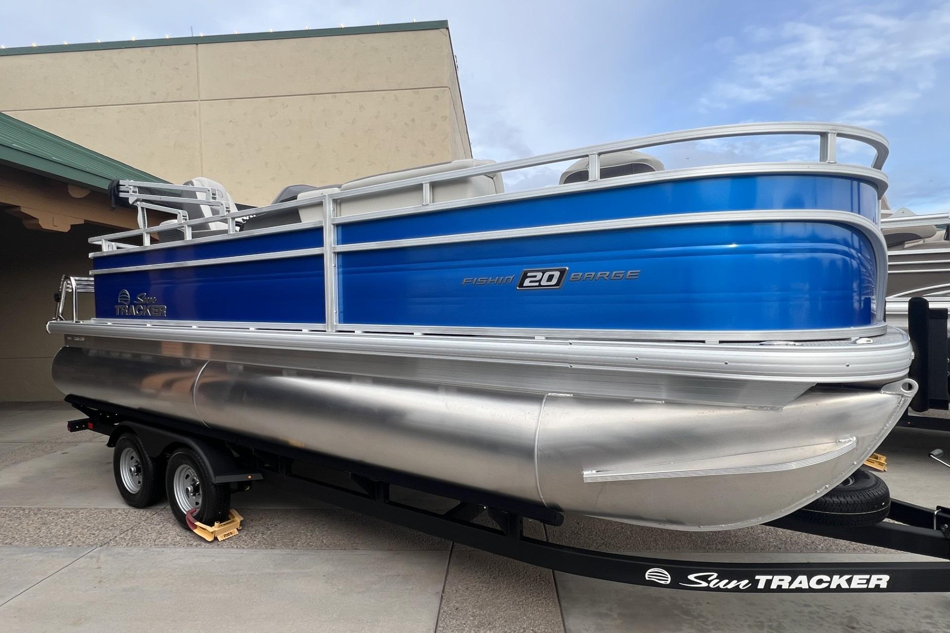 Image of 2026 SUN TRACKER FISHIN' BARGE 20 DLX
