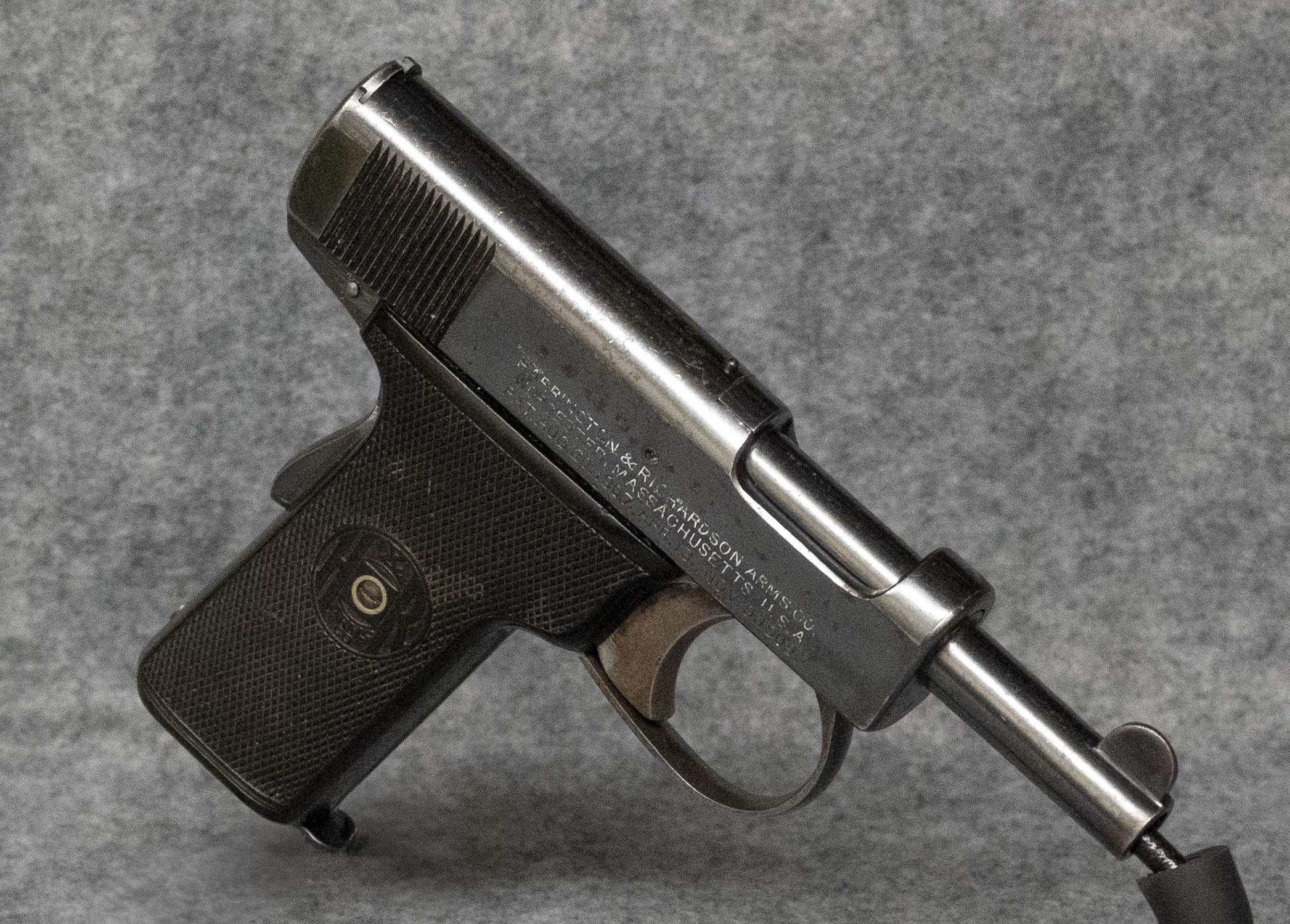 H & R ~ SELF-LOADING ~ .32 AUTO - Bass Pro Shops