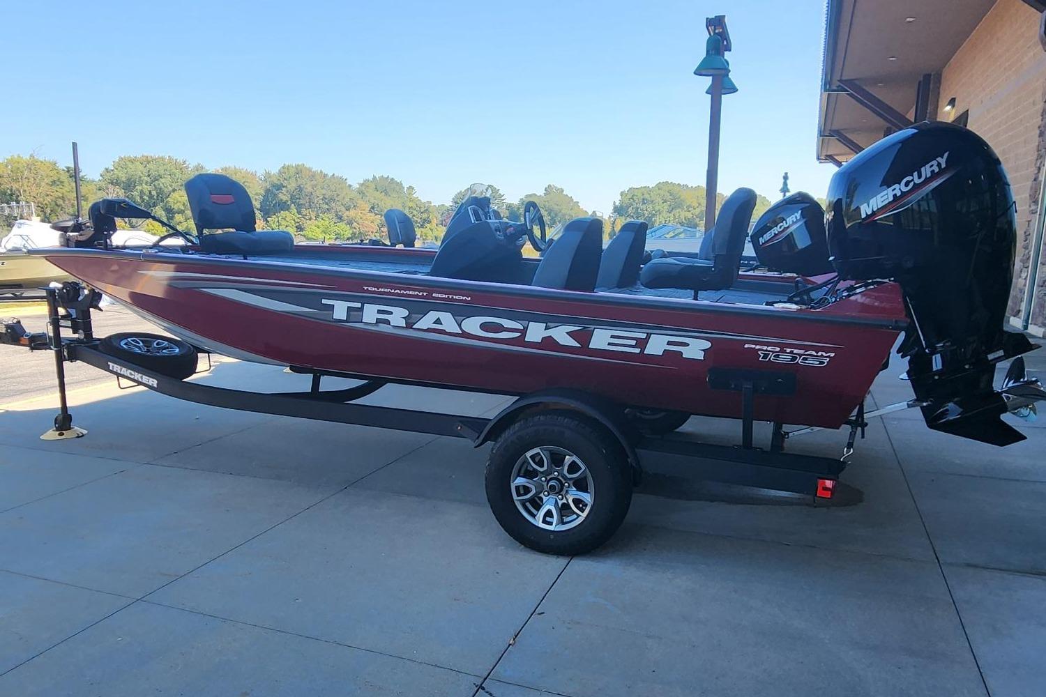 Image of 2025 TRACKER PRO TEAM 195 TOURNAMENT EDITION