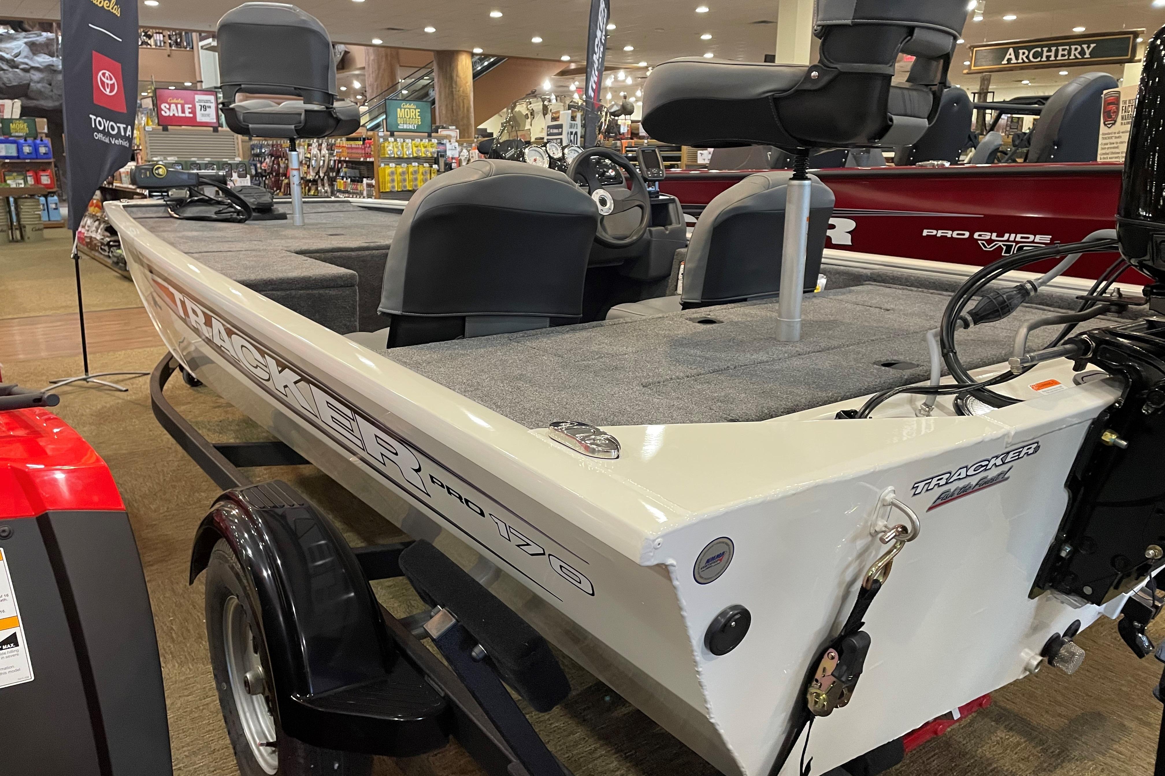 Image of 2026 TRACKER PRO 170