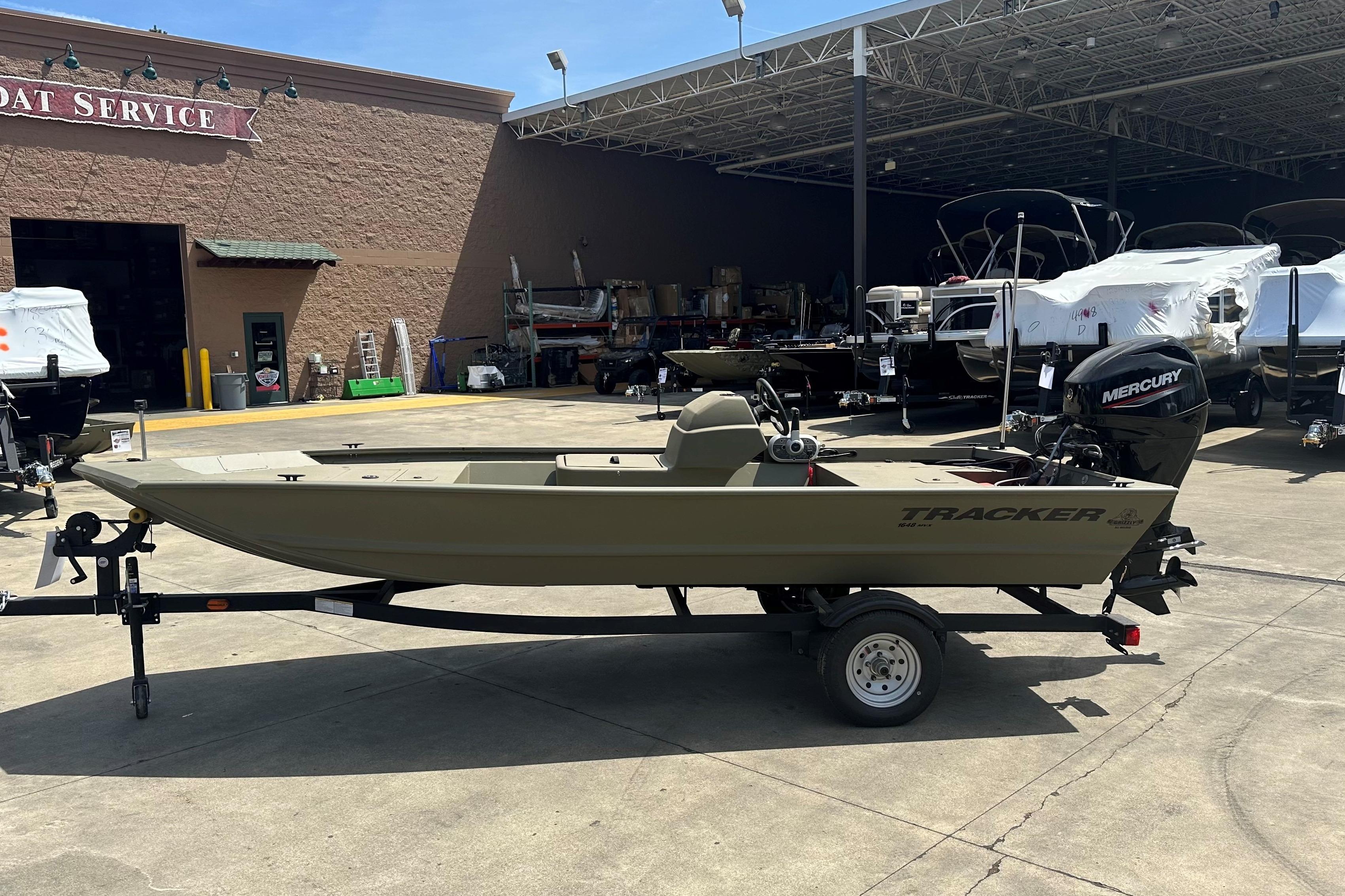 Image of 2026 TRACKER GRIZZLY 1648 SC