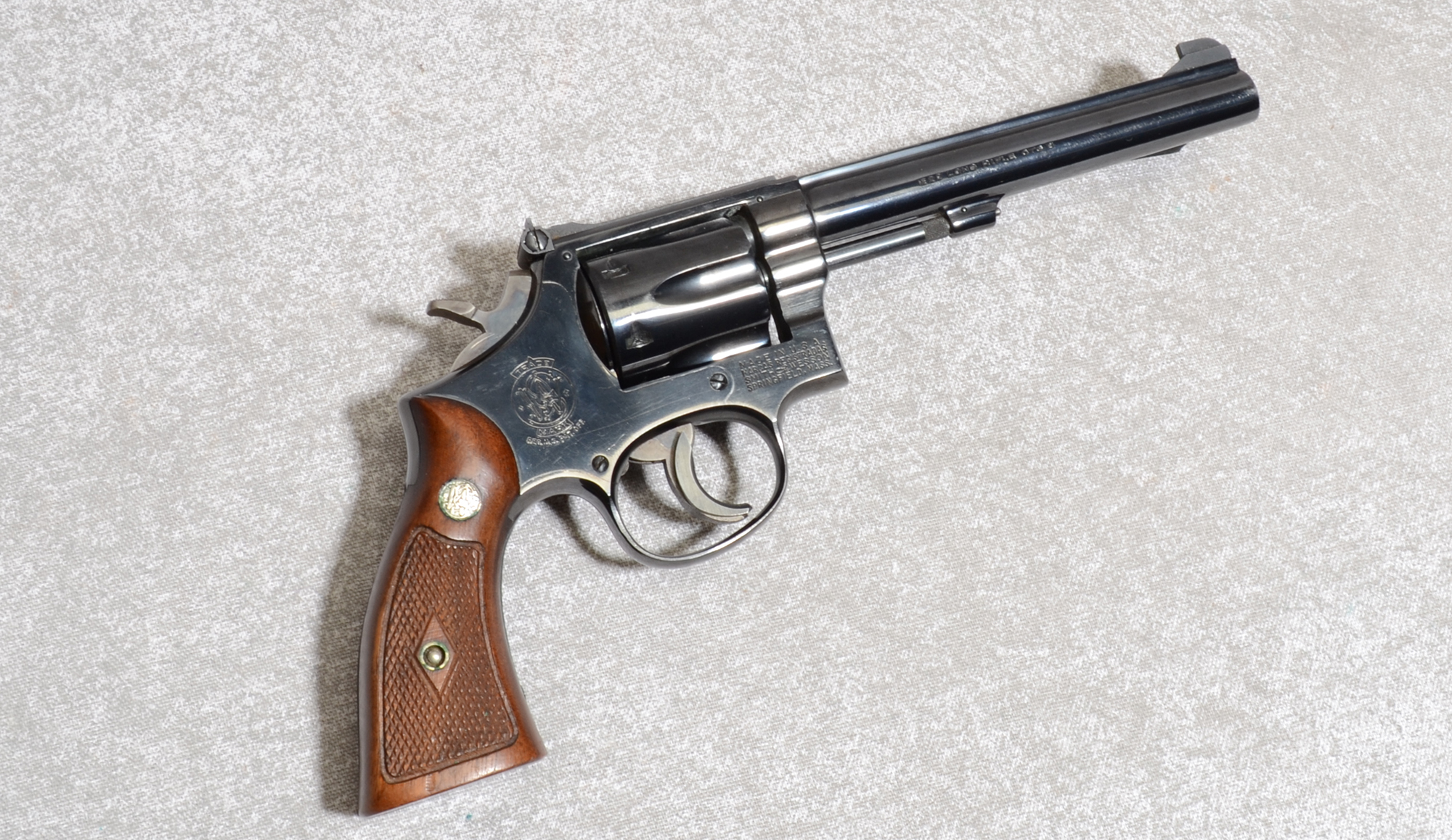 Smith & Wesson 17 Pistol, .22 Long Rifle, 6 Inch Barrel, 2 1/2 lbs. - Bass Pro Shops