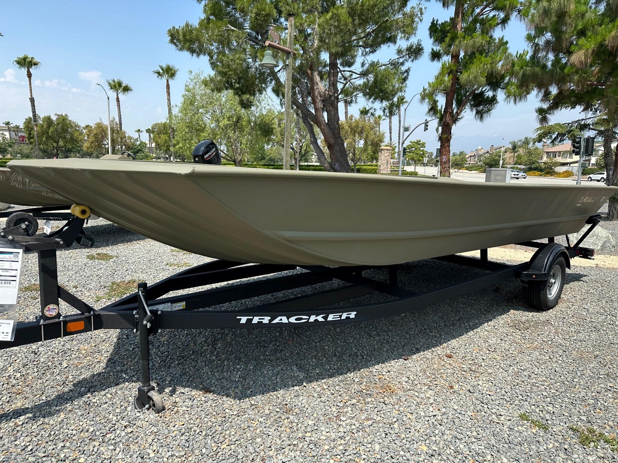 Image of 2025 TRACKER GRIZZLY 2072 UTILITY