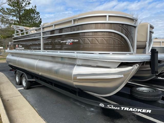 Image of 2025 SUN TRACKER SPORTFISH 22 XP3
