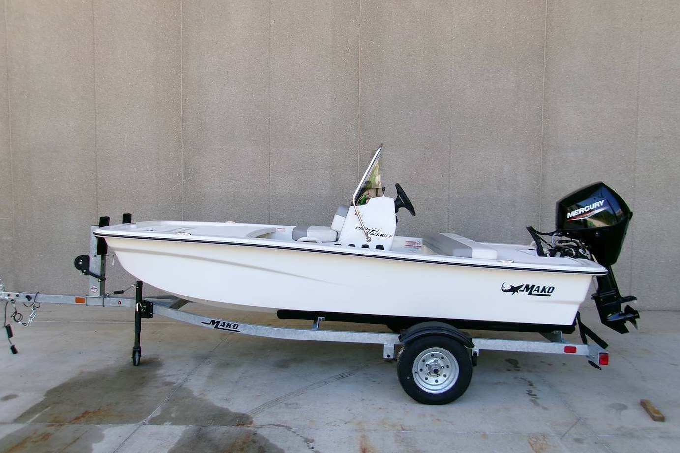 Image of 2025 MAKO PRO SKIFF 13 CC