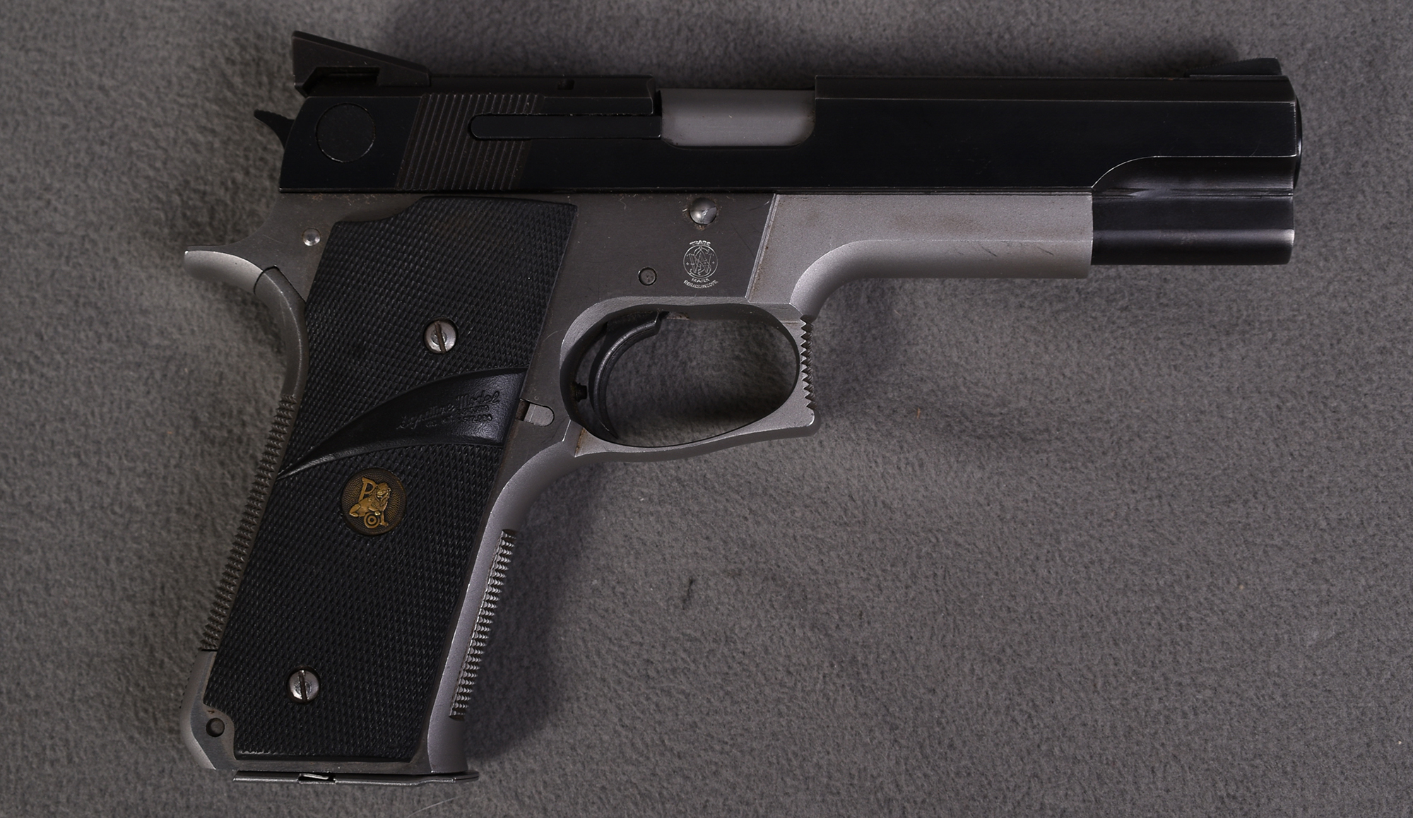 Image of Smith & Wesson ~ 745 SA ~ .45 auto