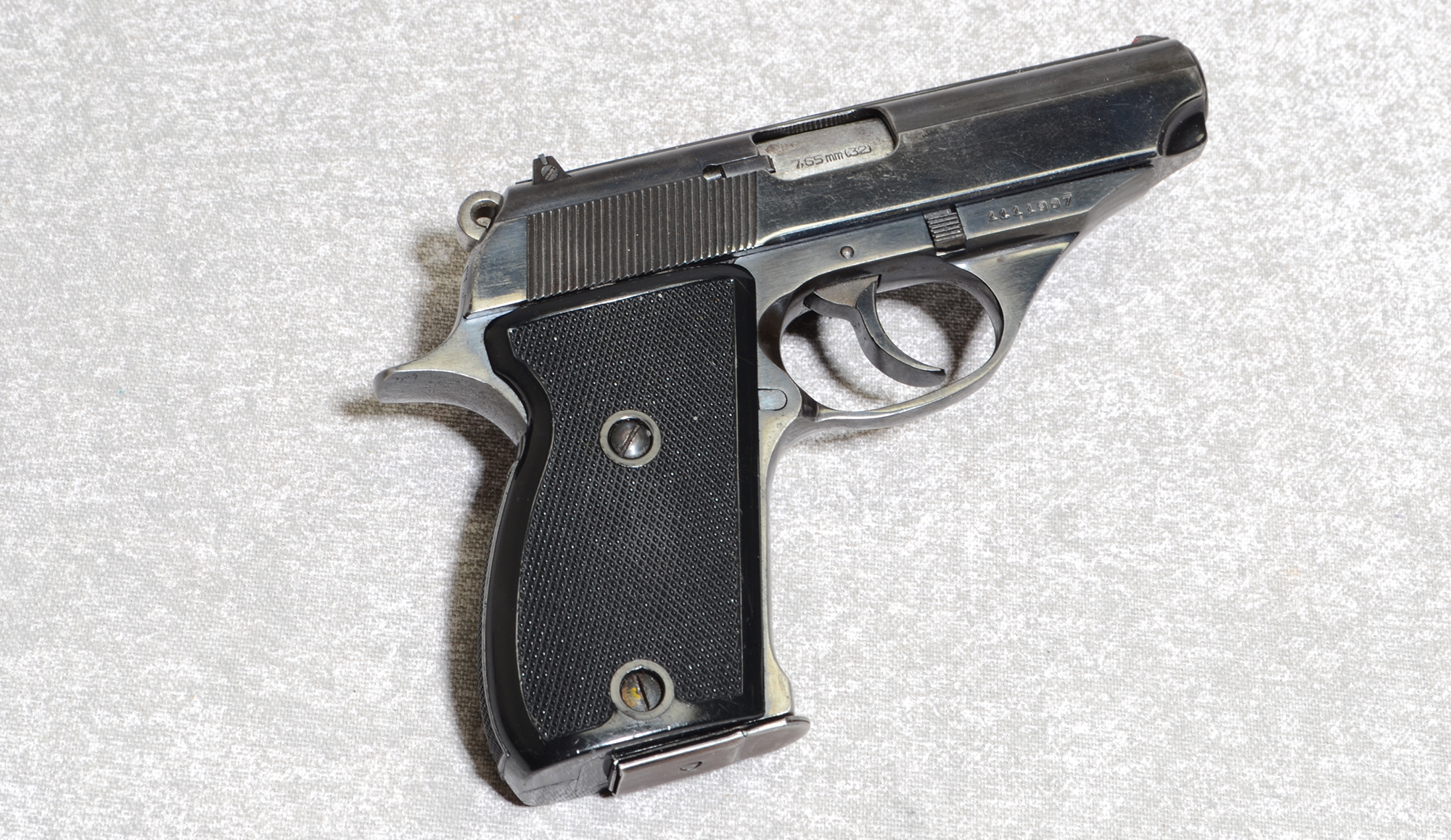 Astra Constable 765 mm 3 1/2" barrel - Bass Pro Shops