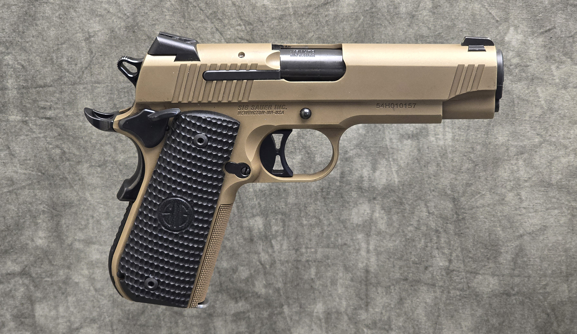 SIG Sauer ~ 1911 ~ .45 Auto - Bass Pro Shops