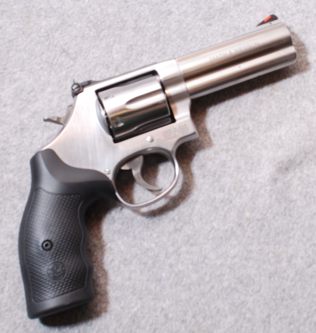 Image of Smith & Wesson ~ Model 686 ~ .357 Magnum