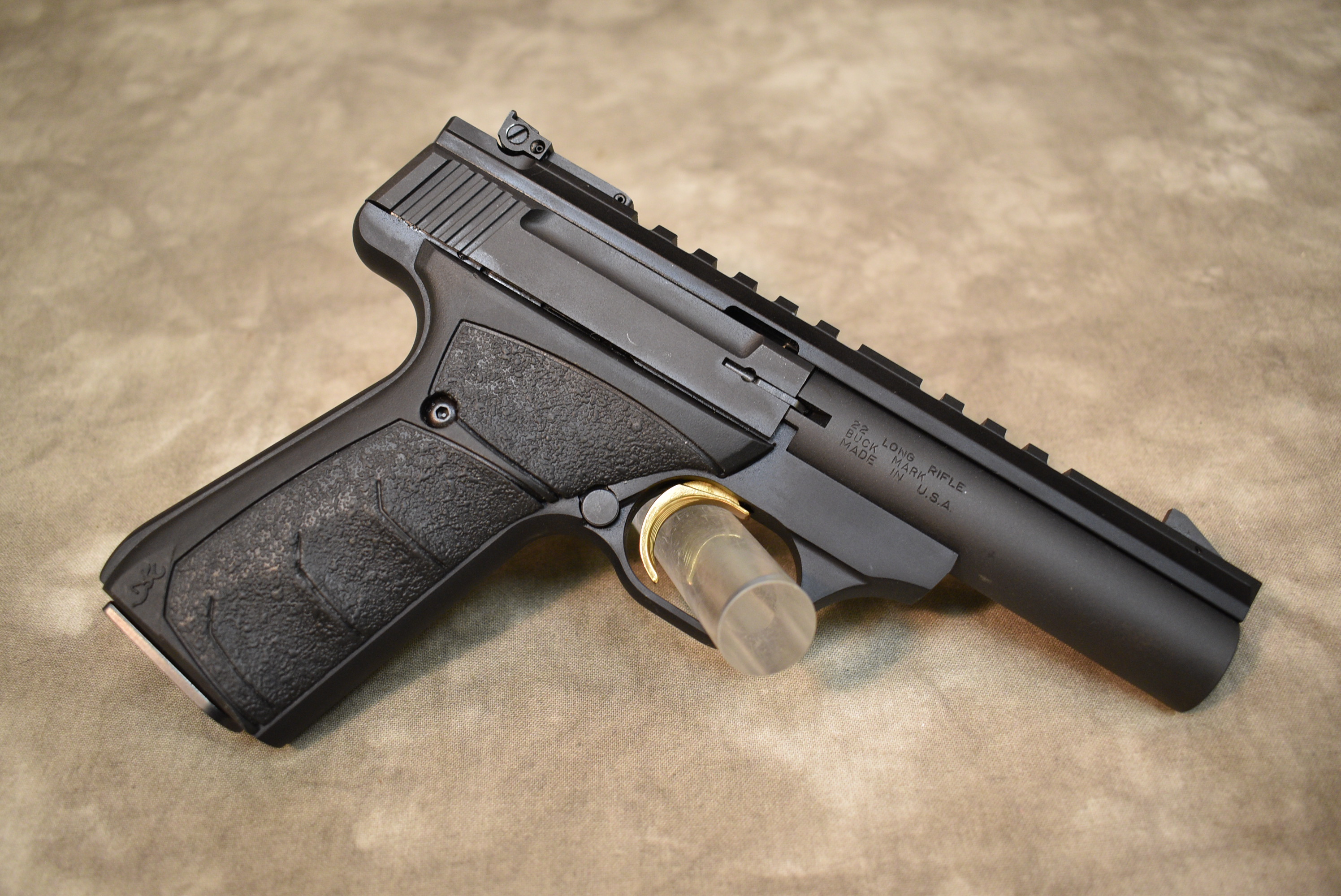 Browning~Buck Mark~.22 LR - Bass Pro Shops