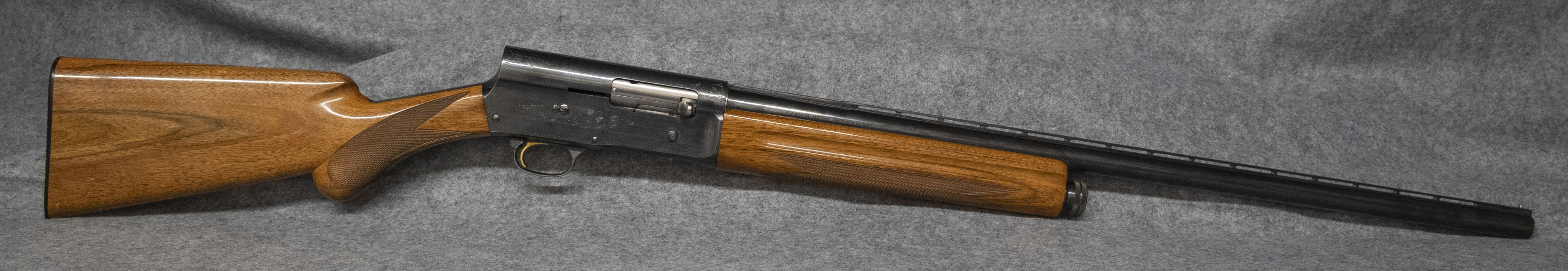 Browning ~ Light Twelve ~ 12 Gauge - Bass Pro Shops