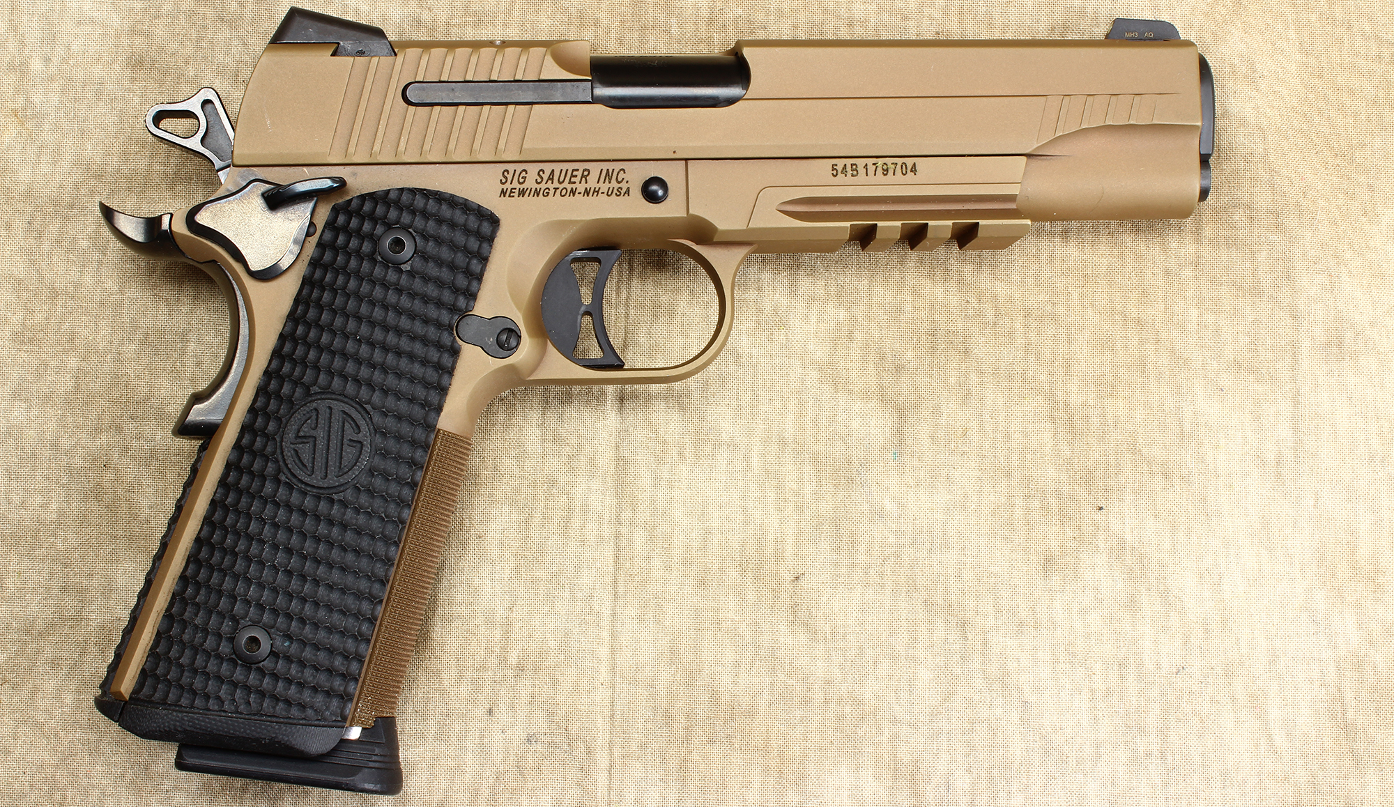 SIG Sauer~1911~.45 Auto - Bass Pro Shops
