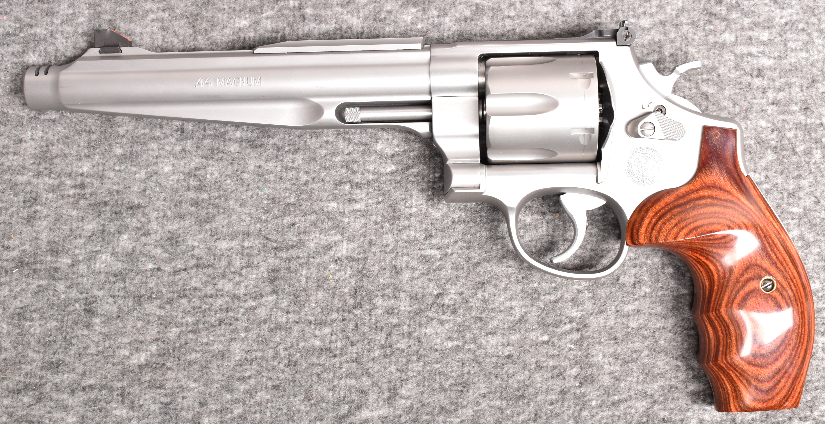 Image of Smith & Wesson ~ 629-6 ~ 44 Magnum