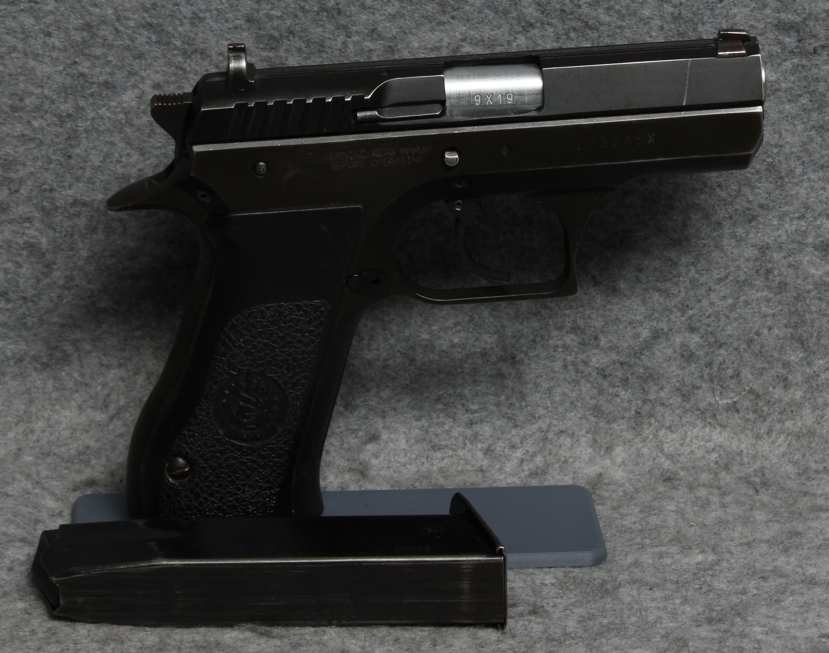 Image of IMI ~ 941 FS ~ 9MM