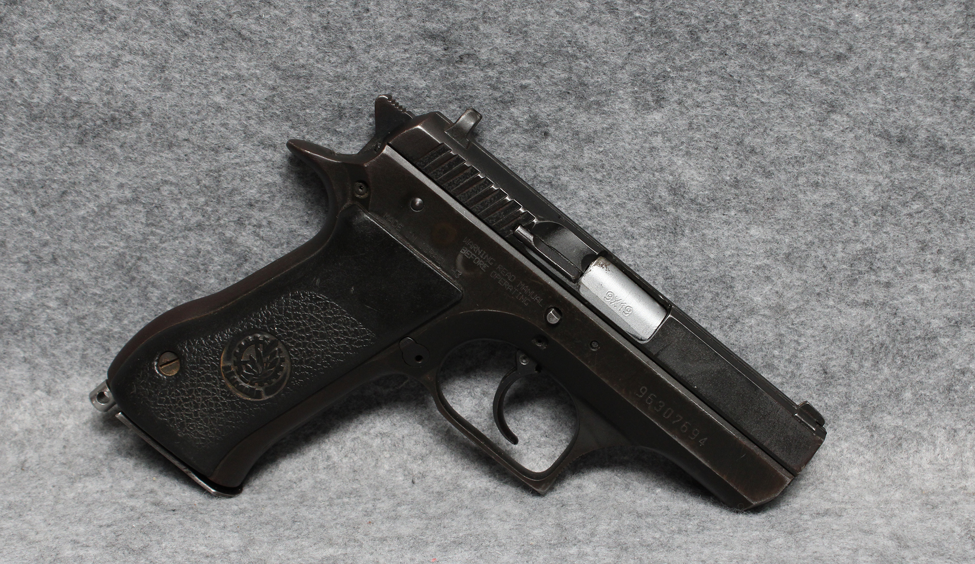 Image of Israeli Military Industries ~ 941-FS ~ 9mm