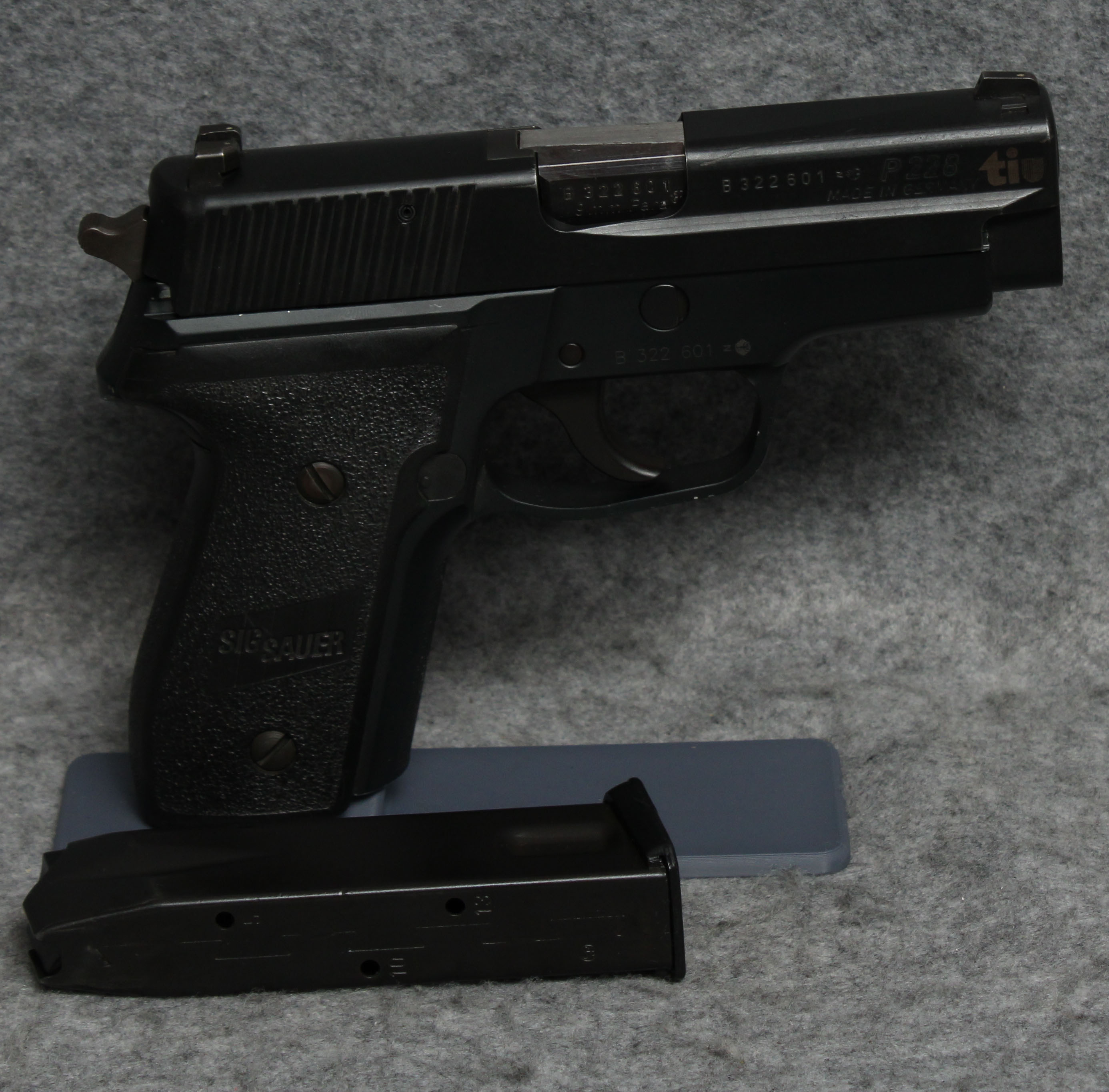 Image of Sig Sauer ~ P228 ~ 9MM Luger