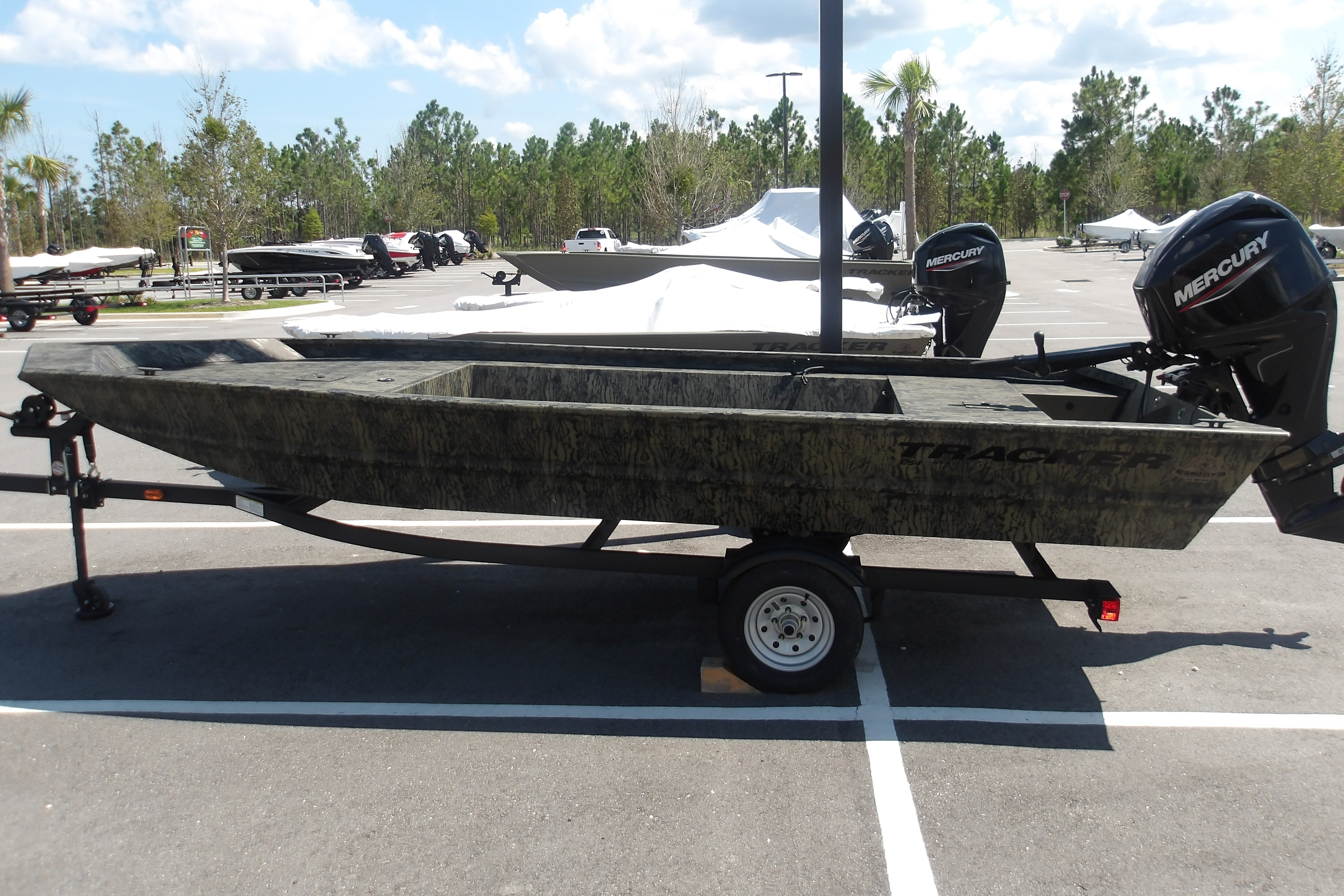 2026 TRACKER GRIZZLY® 1754 UTILITY - $17617.00 at Bass Pro Shops