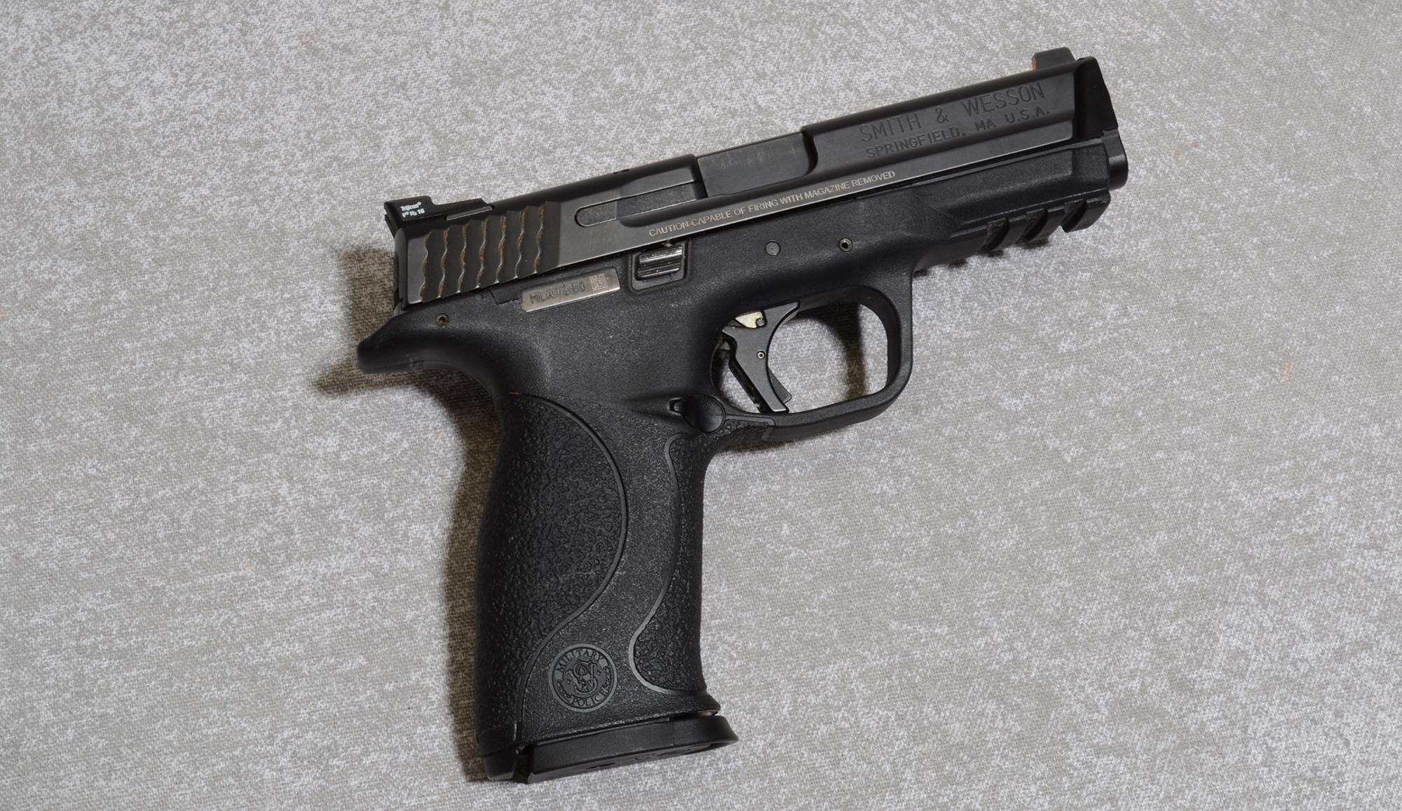 Image of Smith & Wesson M&P 9 Pistol, 9mm Luger, 4.25 Inch Barrel, 1 3/4 lbs.