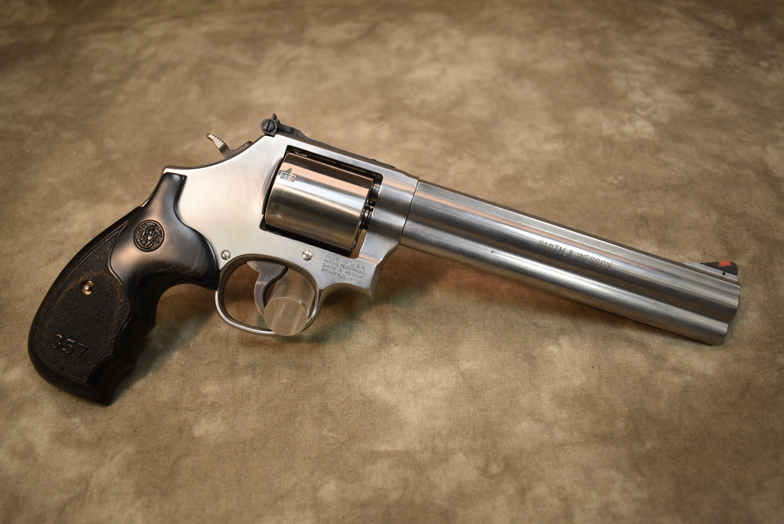 Image of Smith & Wesson~686-6~.357 Mag