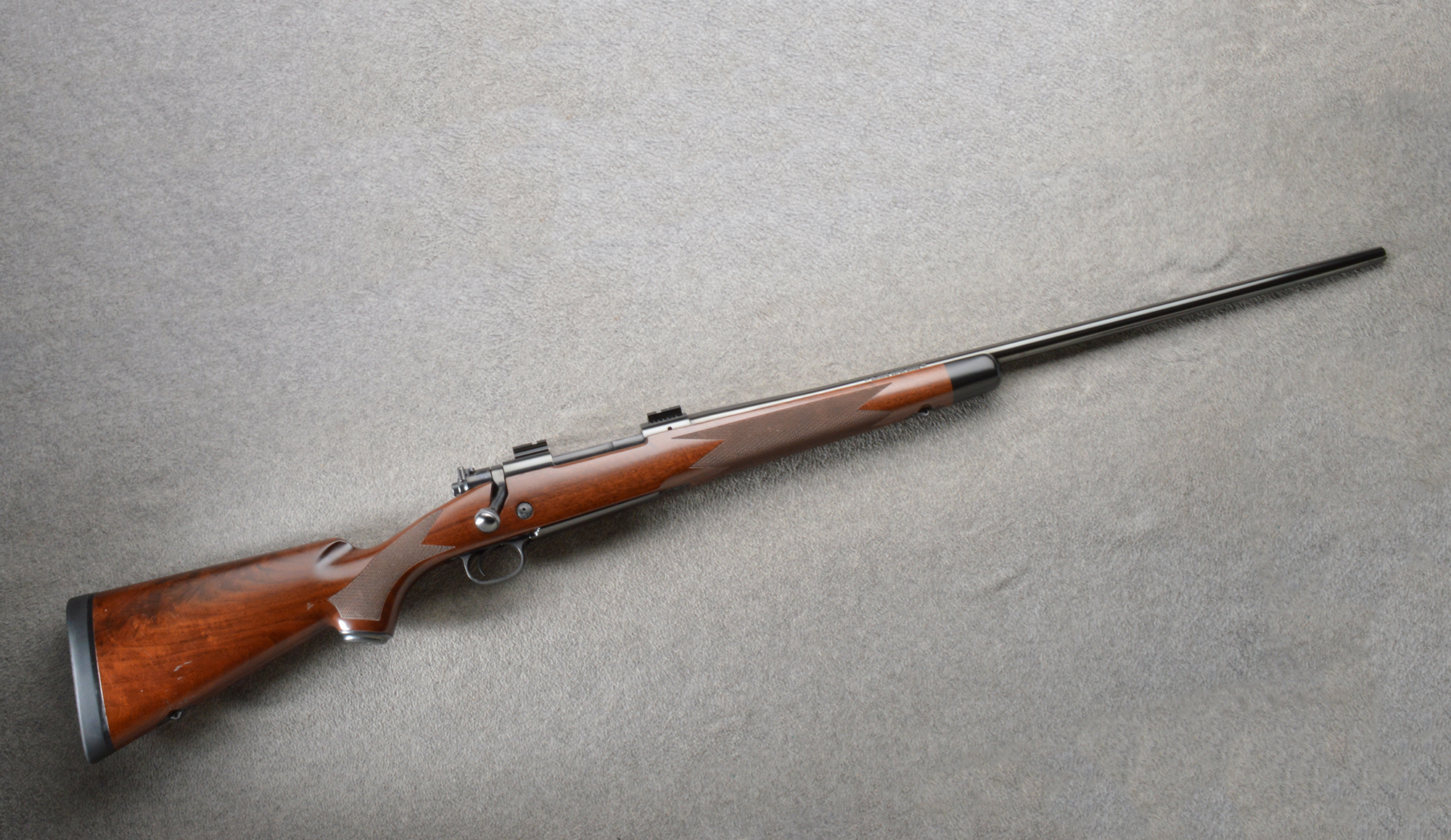 Winchester ~ 70 ~ Classic Super Grade ~ 300 Win Mag - Bass Pro Shops