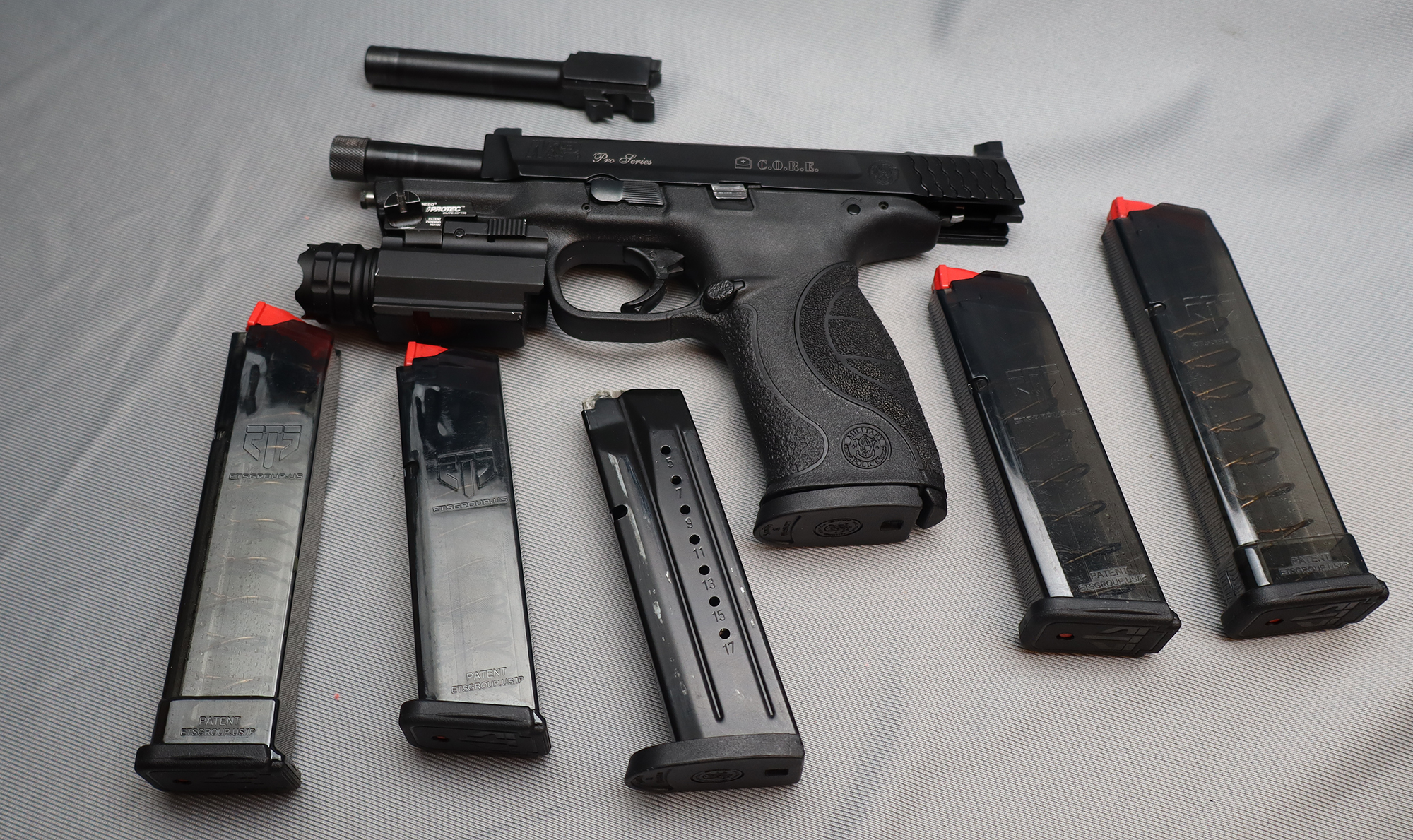 Smith & Wesson ~ M&P9 Pro Series ~ 9mm Luger - Bass Pro Shops