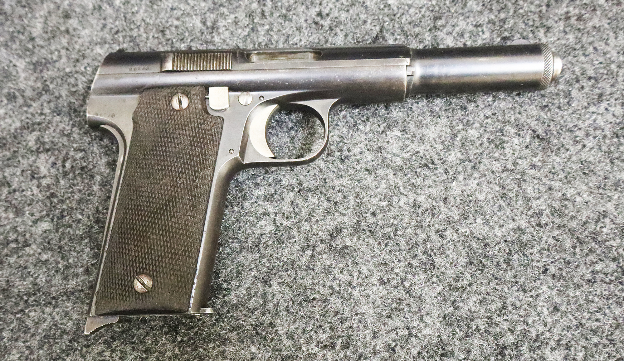 Image of Unceta Y Compina ~ Model - 1921 (400) ~ 9mm Largo