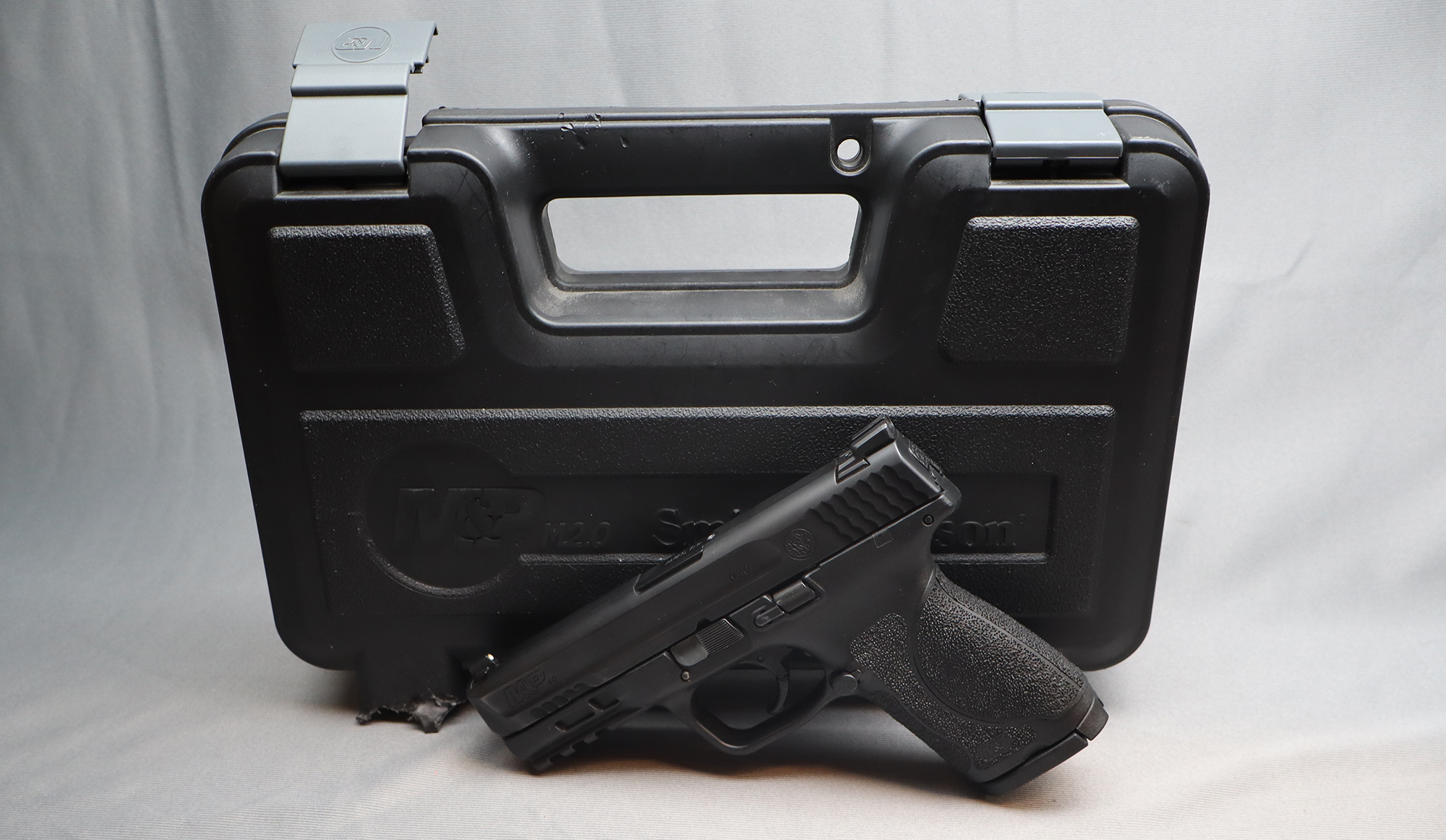 Smith & Wesson ~ M&P40 2.0 ~ .40 S&W - Bass Pro Shops