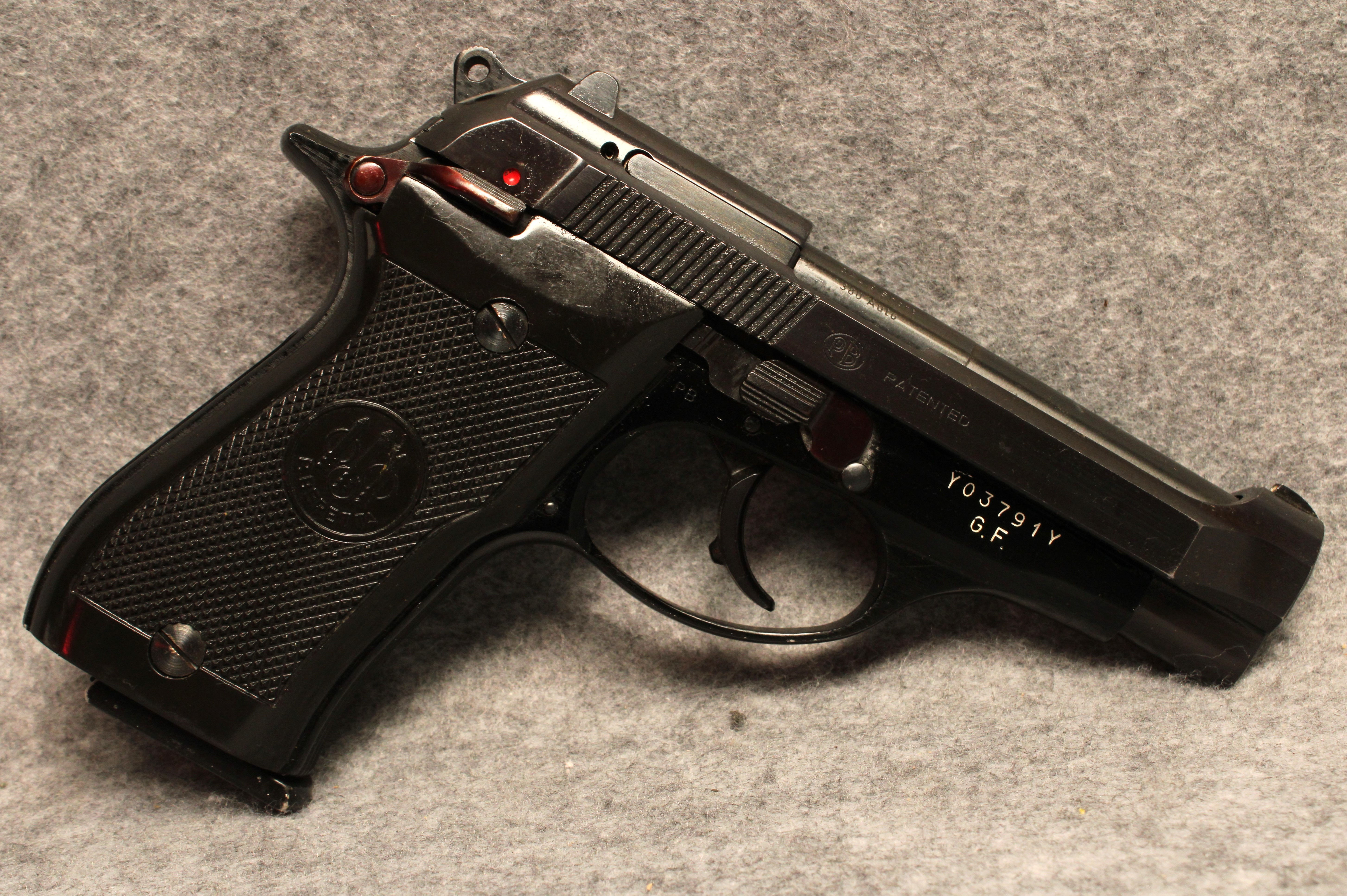 Image of Pietro Beretta 85bb 9mm short
